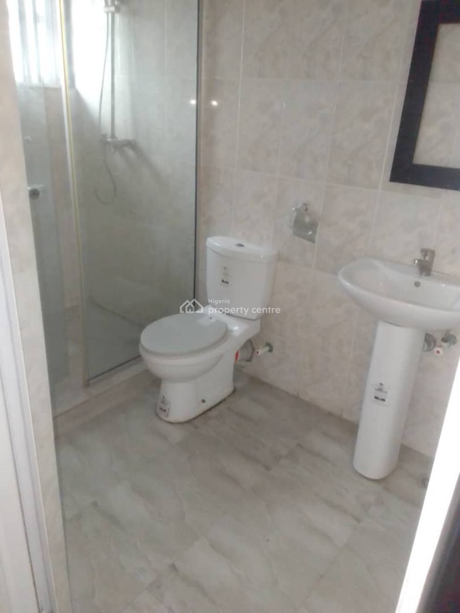 Standared 3 Bedroom Flat, Akins Estate, Ajah, Lagos, House for Rent
