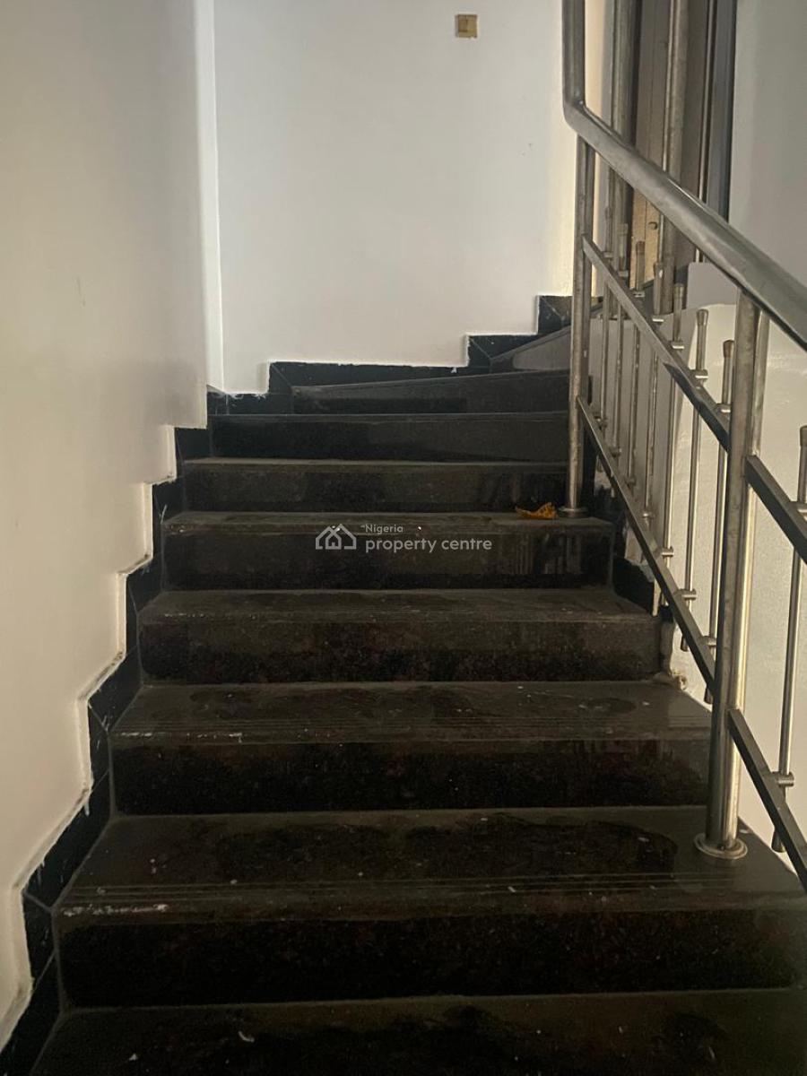 Newly Revamped Serviced 3 Bedroom Terrace Duplex in Marwa Lekki Right, Marwa Lekki Right, Lekki Phase 1, Lekki, Lagos, Terraced Duplex for Rent
