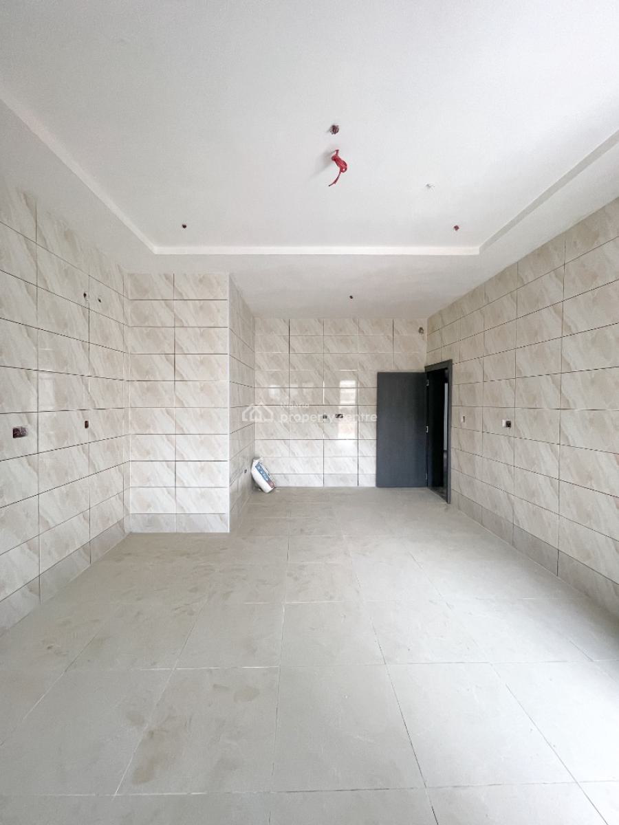 Exclusive 5 Bedrooms Detached Duplex + 2 Bq, Life Camp, Abuja, Detached Duplex for Sale