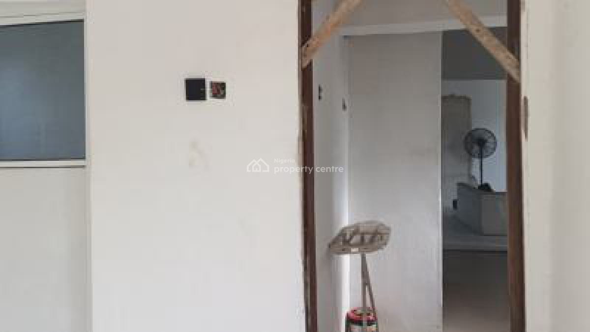 Distress Luxury 3 Bedroom Bungalow with a Room and Parlor Fenced &gated, Onosa, Ibeju Lekki, Lagos, Detached Bungalow for Sale