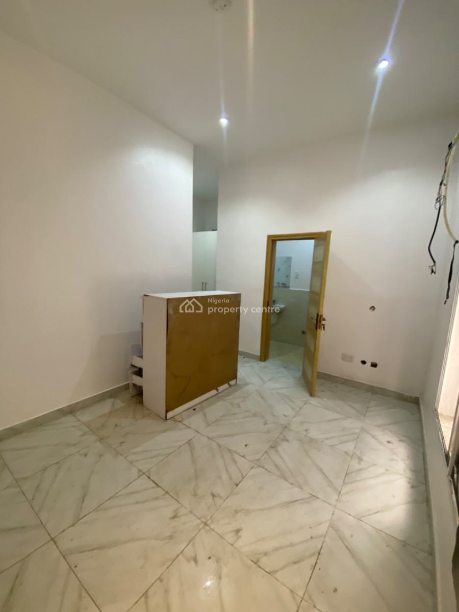 Fully Serviced One Bedroom Apartment (room and Parlour), Lekki Phase 1, Lekki, Lagos, Mini Flat (room and Parlour) for Rent