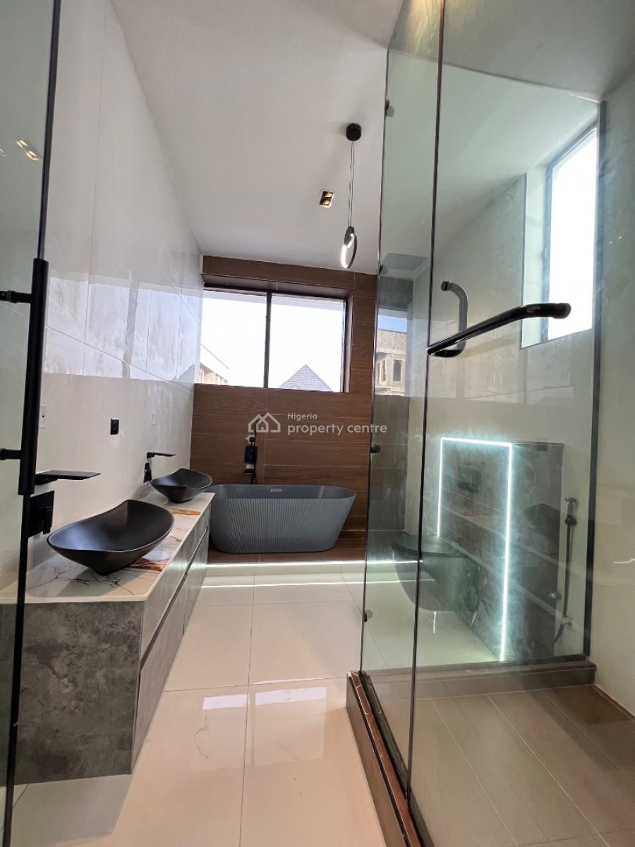 5 Bedroom Fully Detached Duplex with a Pool, Second Tollgate, Lekki, Lagos, Detached Duplex for Sale