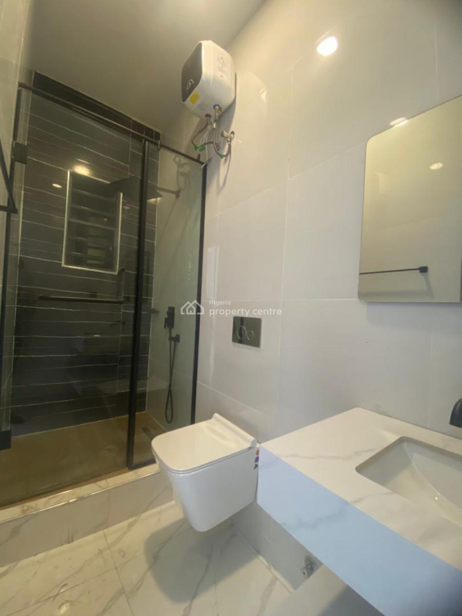 Newly Built 3 Bedroom Apartment, Lekki Phase 1, Lekki, Lagos, Flat / Apartment for Rent