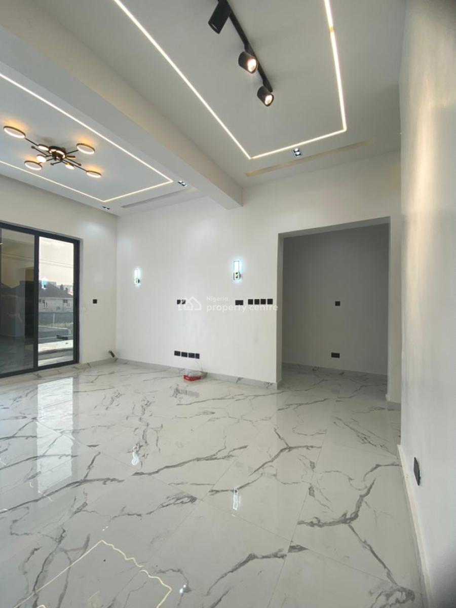 Newly Built 3 Bedroom Apartment, Lekki Phase 1, Lekki, Lagos, Flat / Apartment for Rent