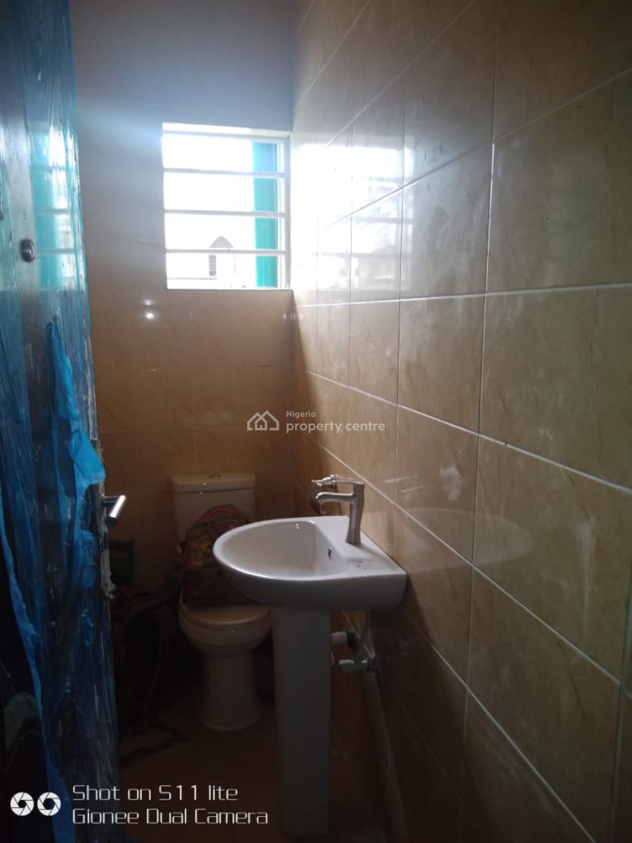 Sharp and Spacious 2bedroom Apartment (downstairs), Ado Ajah, Ajah, Lagos, Flat / Apartment for Rent