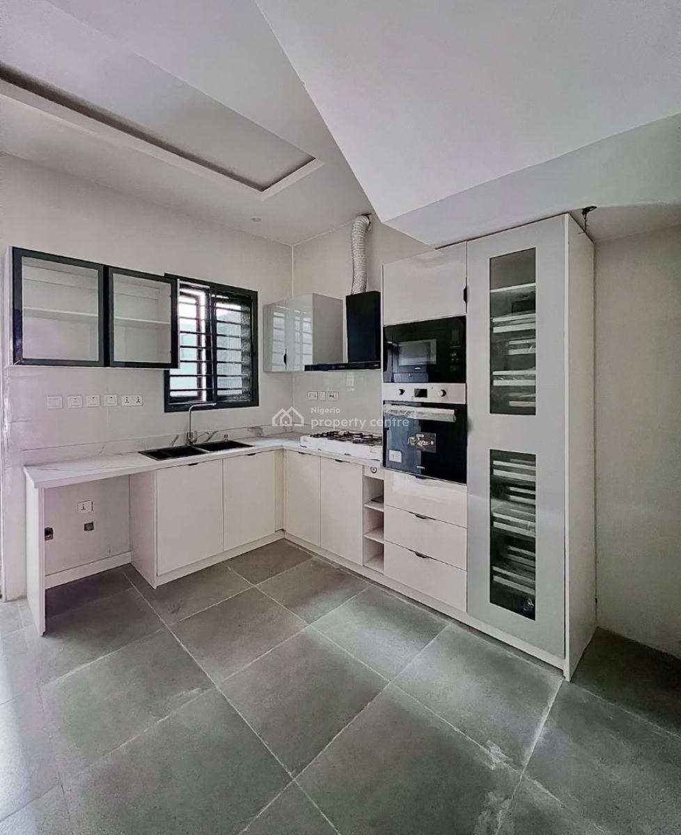 4 Bedroom Fully Serviced Terraced Home, Lekki Phase 1, Lekki, Lagos, House for Sale