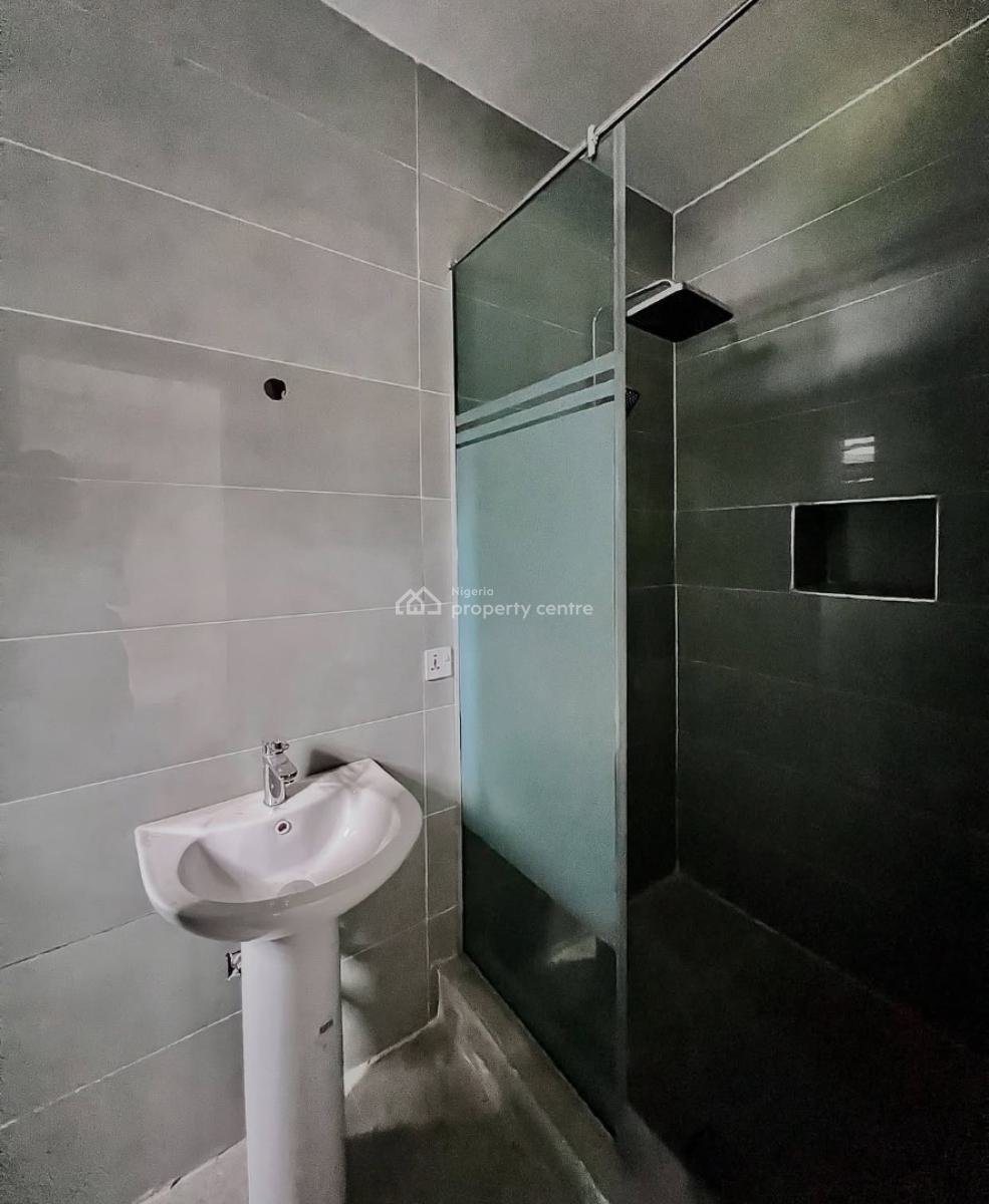 4 Bedroom Fully Serviced Terraced Home, Lekki Phase 1, Lekki, Lagos, House for Sale