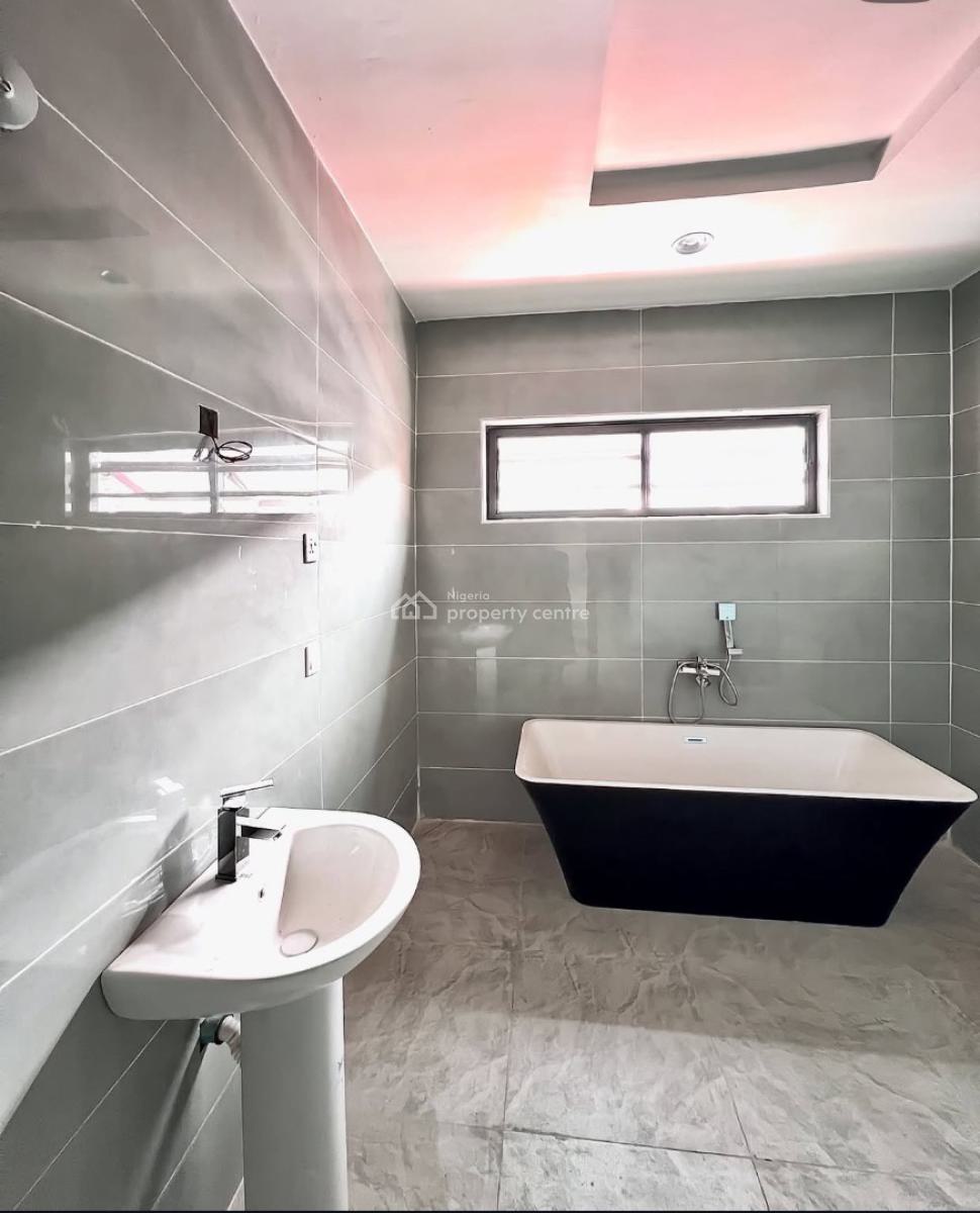 4 Bedroom Fully Serviced Terraced Home, Lekki Phase 1, Lekki, Lagos, House for Sale