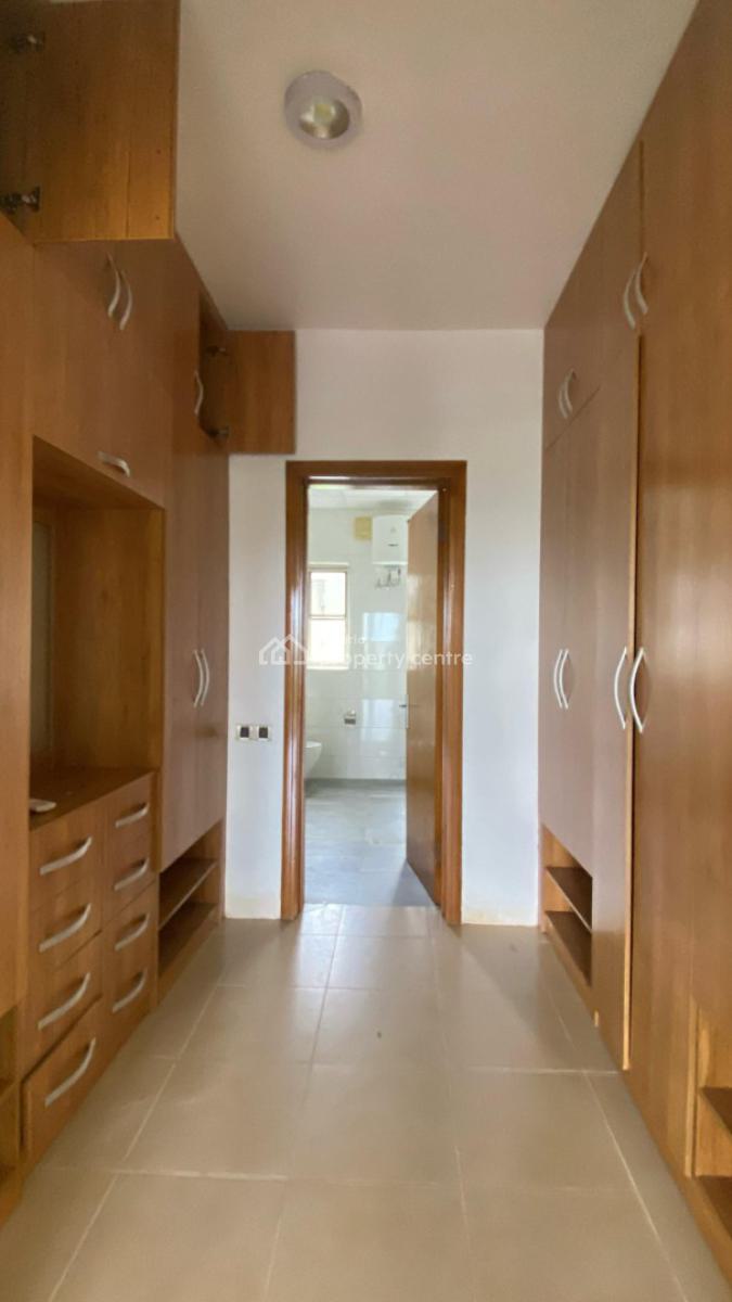 Spacious 3 Bedroom Apartment with Bq, Ikoyi, Lagos, Flat / Apartment for Rent