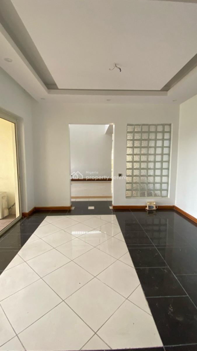 Spacious 3 Bedroom Apartment with Bq, Ikoyi, Lagos, Flat / Apartment for Rent
