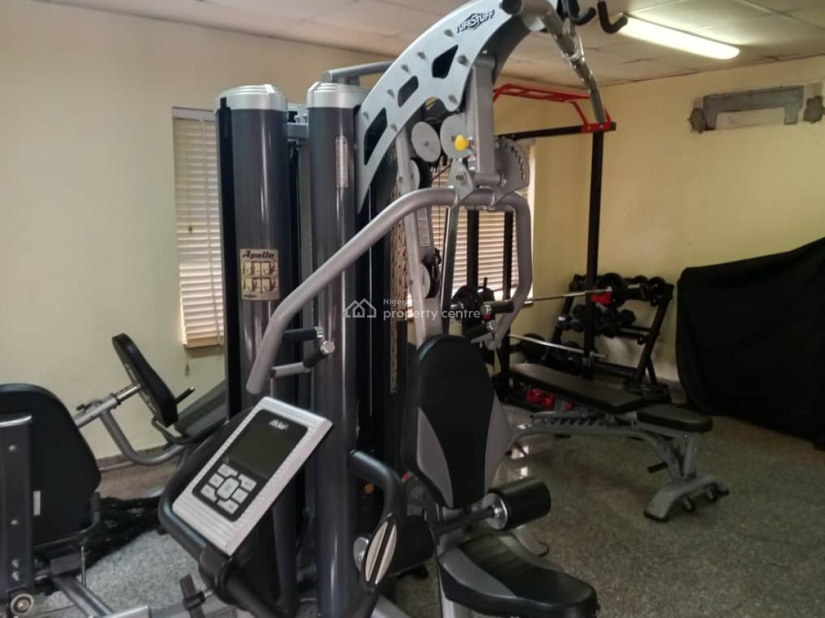 Spacious 3 Bedroom Apartment with Bq, Ikoyi, Lagos, Flat / Apartment for Rent