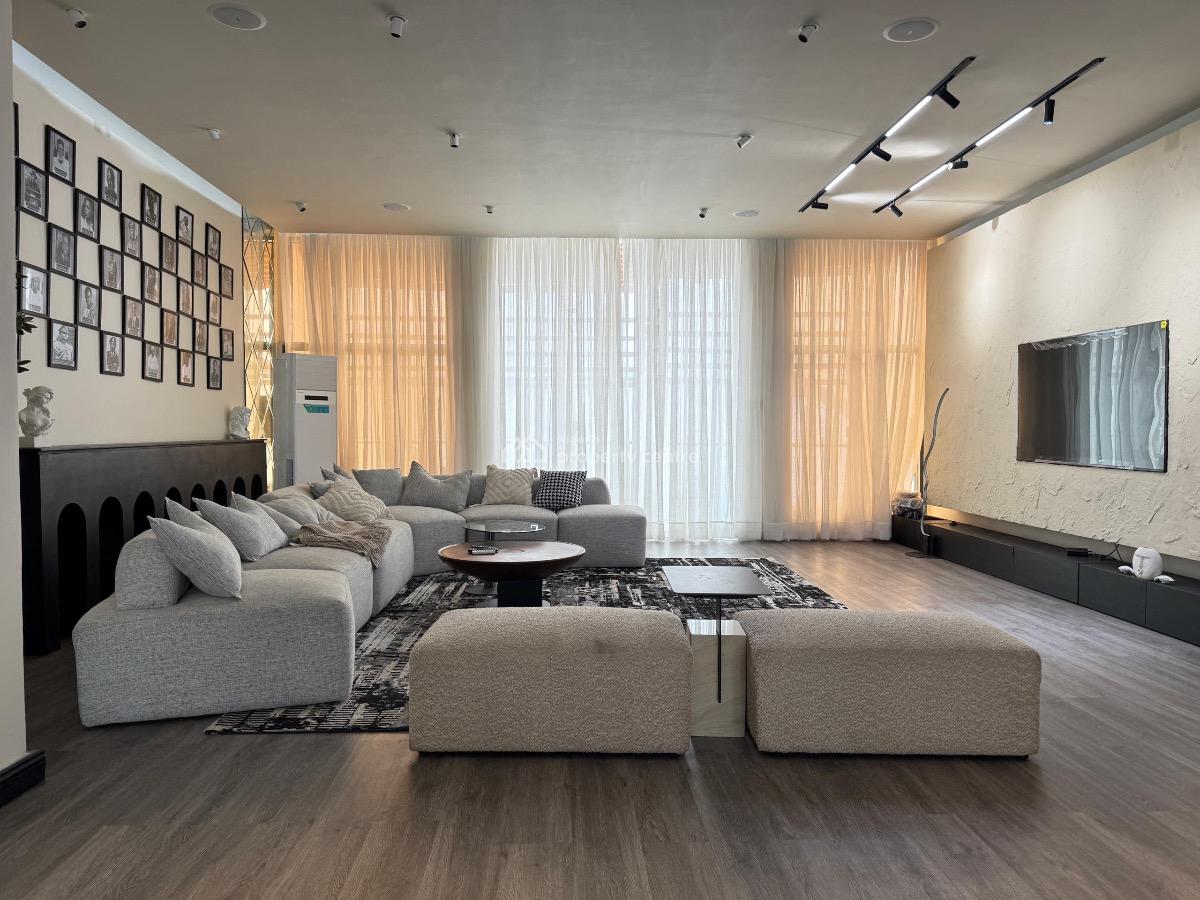 Luxury 3 Bedroom Apartment with Snooker, Lekki Conservation Center, Lekki, Lagos, Flat / Apartment Short Let
