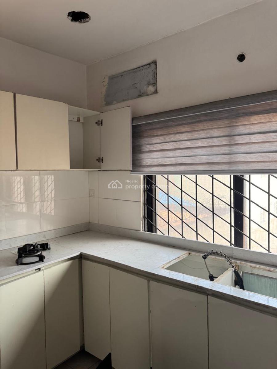 4-bedroom Semi-detached House with Mini Flat Bq, Mobolaji Johnson, Lekki Phase 1, Lekki, Lagos, Semi-detached Duplex for Rent