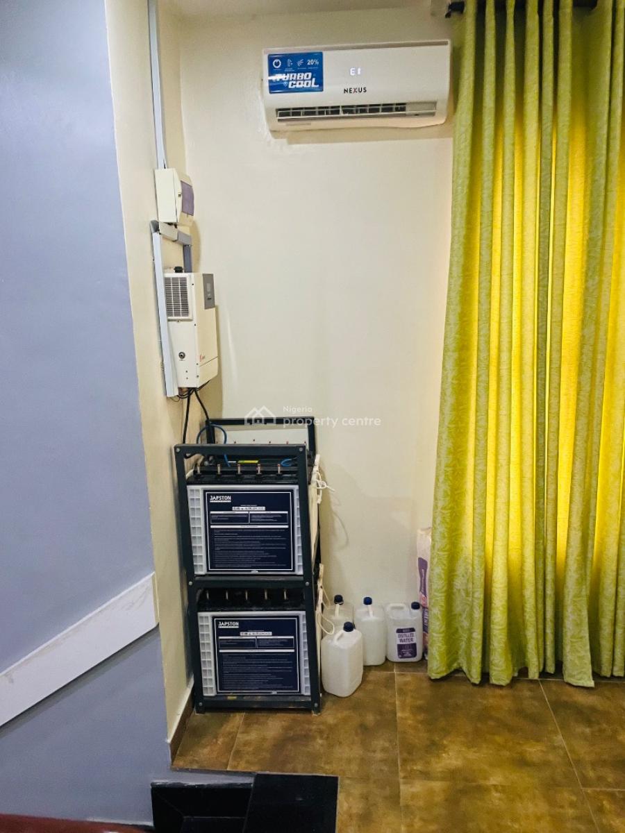 3bedroom Shared Apartment, Coleman Nwafor Street, Orchid Road, Lekki, Lagos, Flat / Apartment Short Let