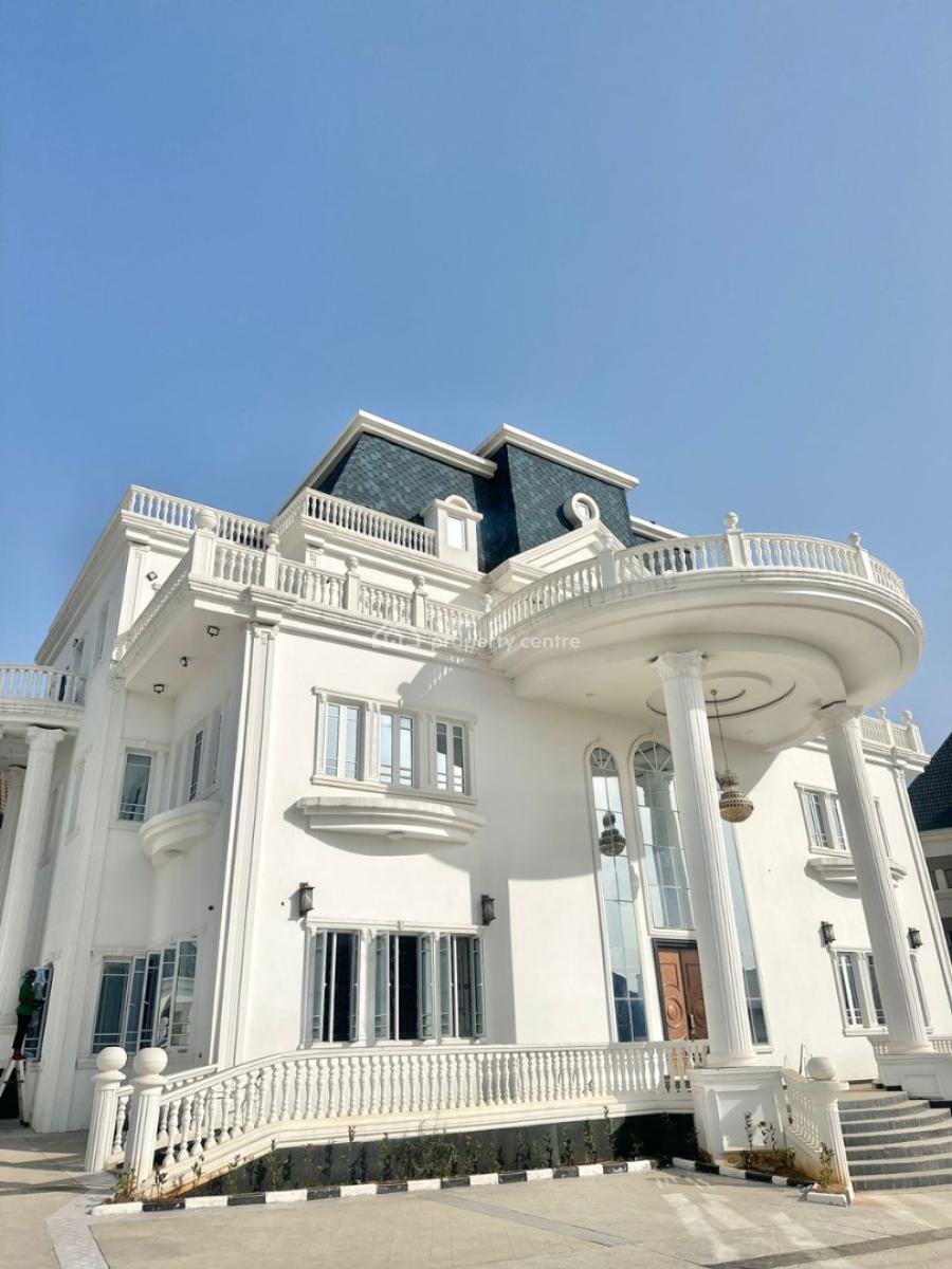 Luxury 9 Bedroom  Mansion with a Penthouse and Swimming Pool, Guzape District, Abuja, Terraced Duplex for Sale