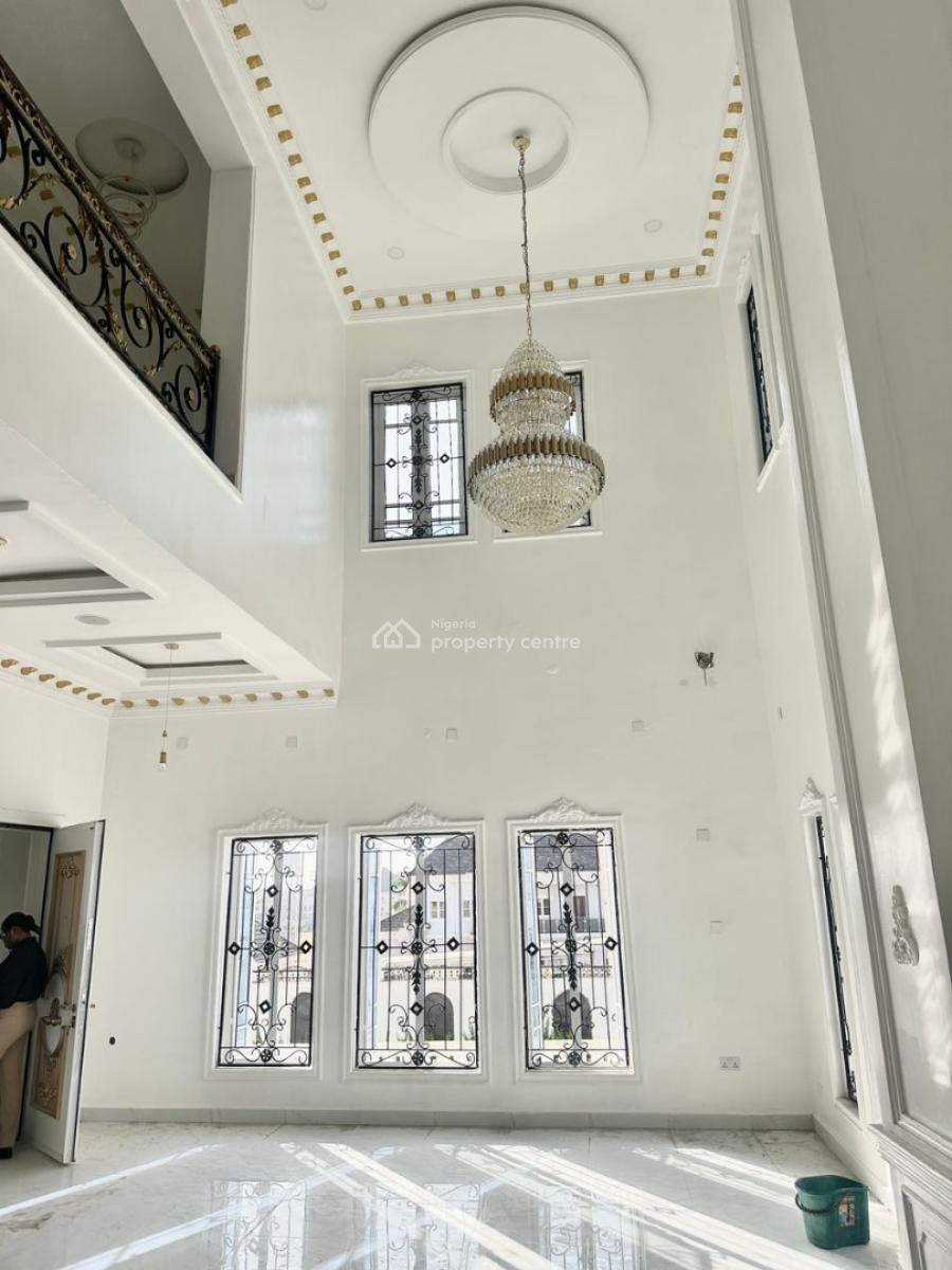 Luxury 9 Bedroom  Mansion with a Penthouse and Swimming Pool, Guzape District, Abuja, Terraced Duplex for Sale