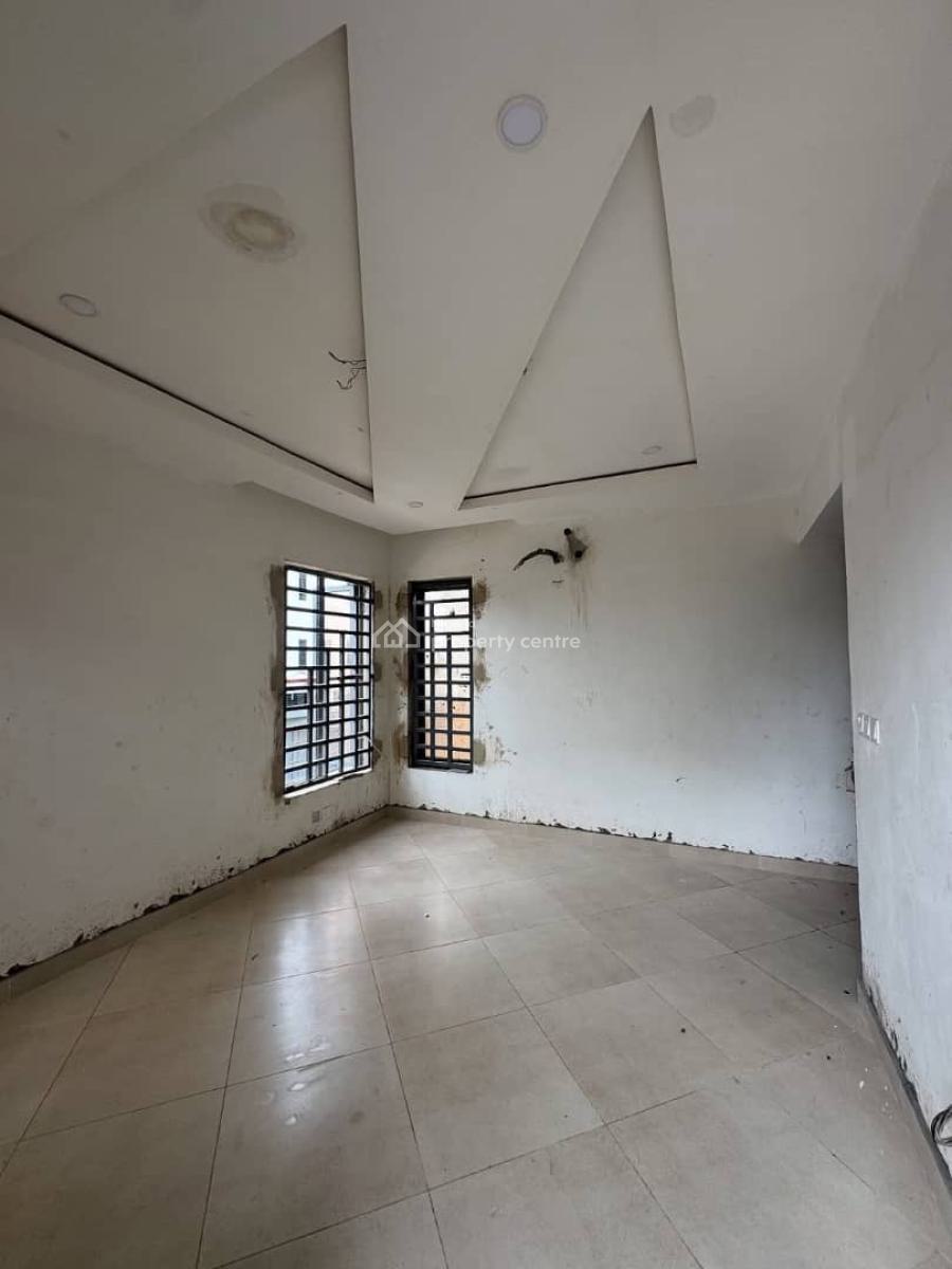 Luxury Serviced 4 Bedroom Apartment with Elevator & Gym, Lekki Phase 1, Lekki, Lagos, Flat / Apartment for Sale