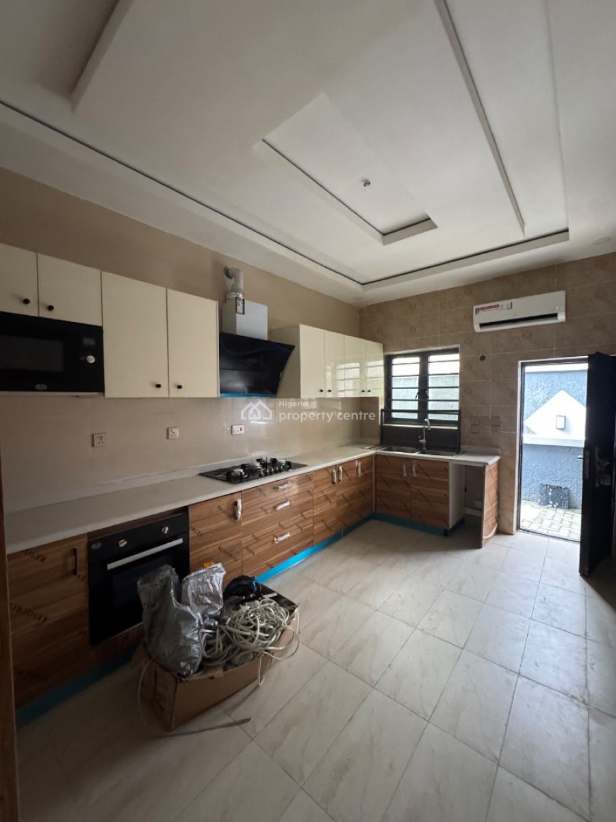 𝐁𝐑𝐀𝐍𝐃 𝐍𝐄𝐖 4 𝐁𝐄𝐃𝐑𝐎𝐎𝐌 𝐓𝐄𝐑𝐑𝐀𝐂𝐄 𝐃𝐔𝐏𝐋𝐄𝐗, Ikate, Lekki, Lagos, Terraced Duplex for Rent