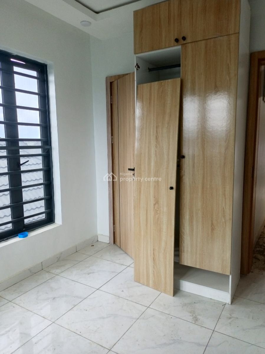 Sharp 2 Bedroom with Acs 24 Hours Light Pay As You Use, Ologolo, Lekki, Lagos, Flat / Apartment for Rent
