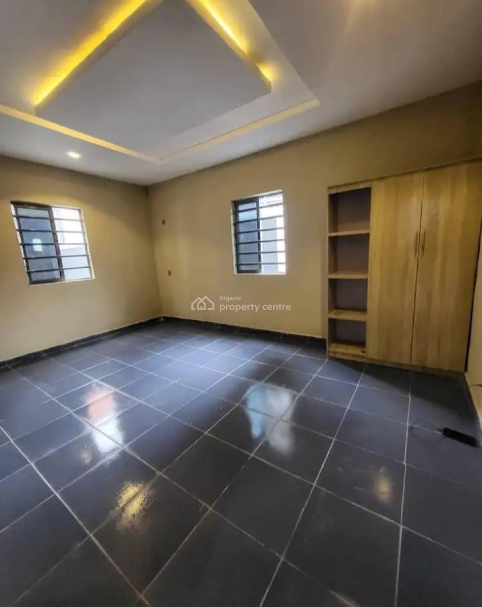 Newly Built 3 Bedrooms Bungalow Home + Bq, Olofa Royal Estate, Elebu Off Akala Expressway, Ibadan, Oyo, Detached Bungalow for Sale