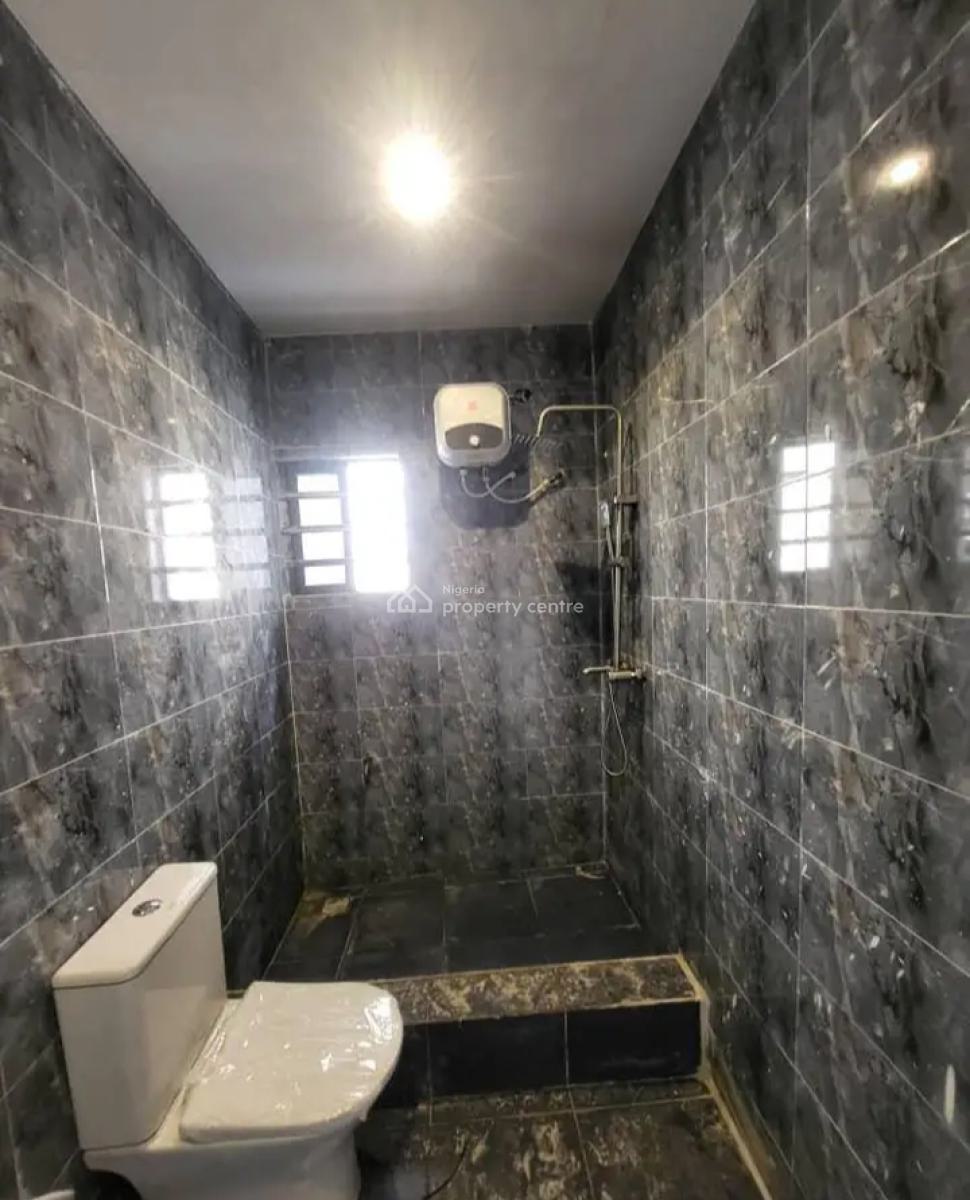 Newly Built 3 Bedrooms Bungalow Home + Bq, Olofa Royal Estate, Elebu Off Akala Expressway, Ibadan, Oyo, Detached Bungalow for Sale