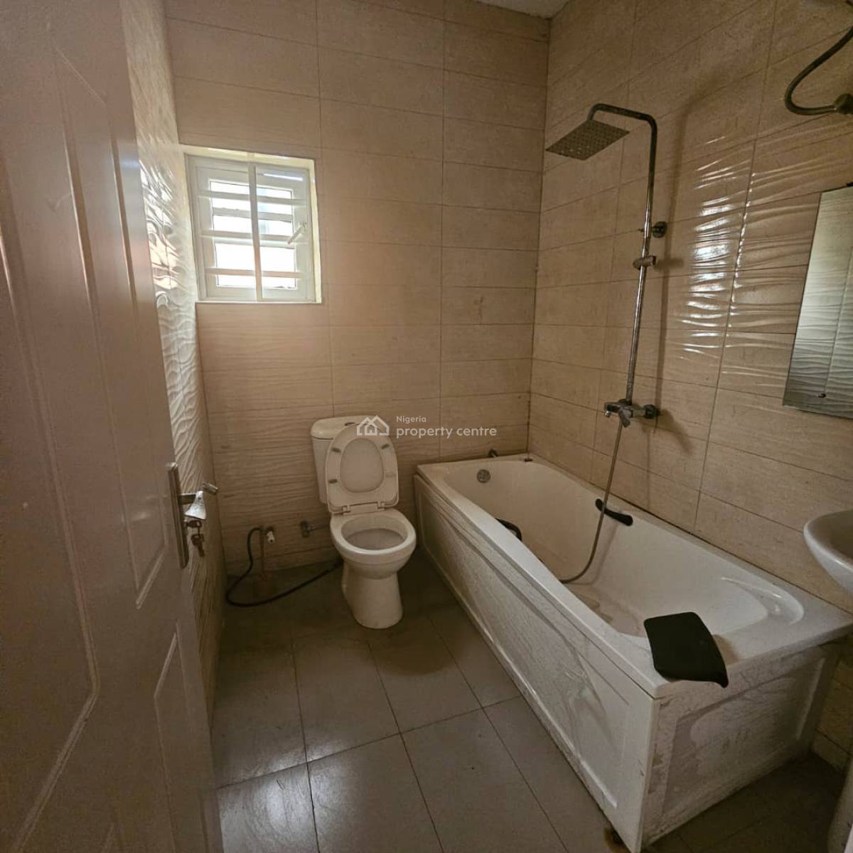 Massive 5 Bedroom Detached Townhouse (residential/commercial), Lekki Phase 1, Lekki, Lagos, Commercial Property for Rent
