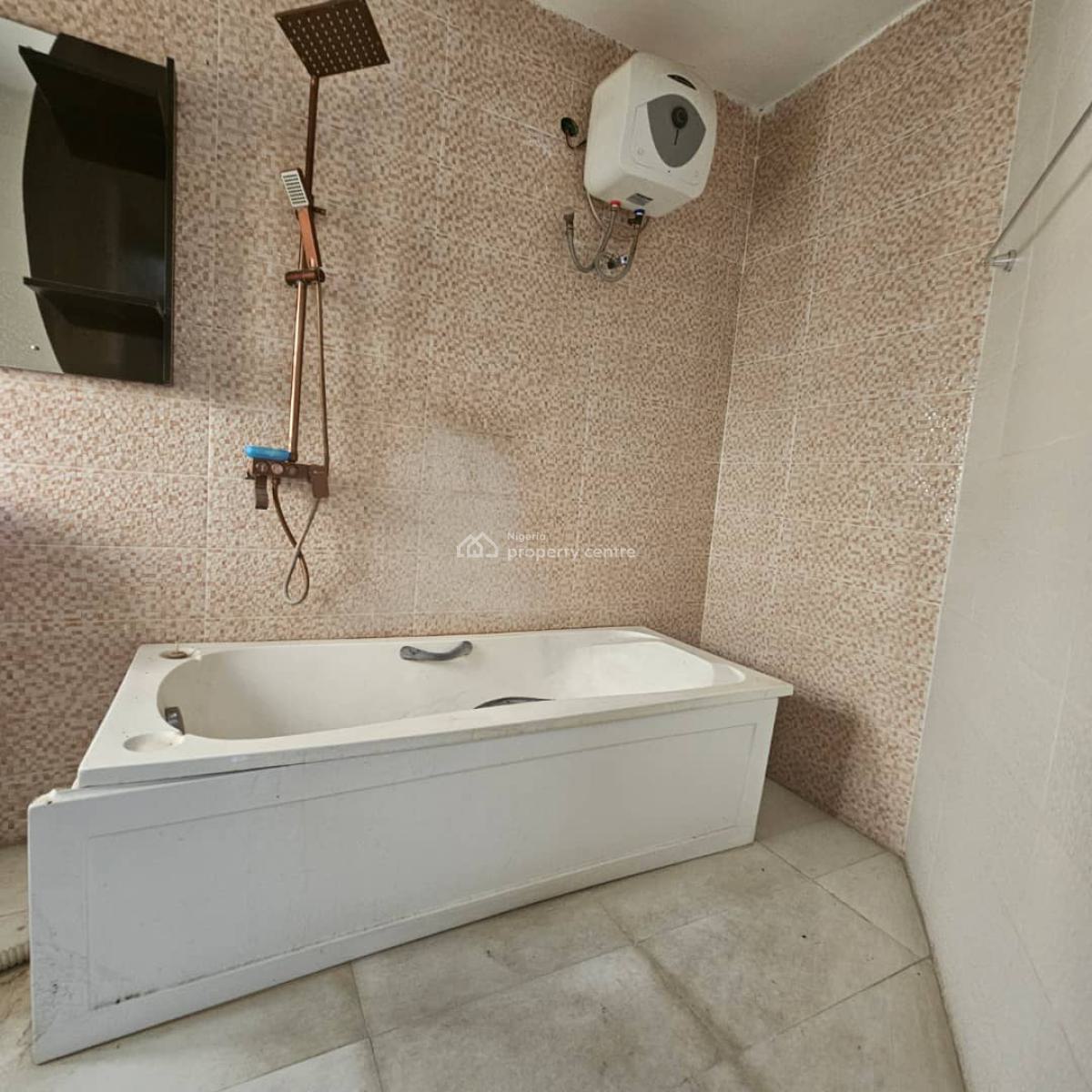 Massive 5 Bedroom Detached Townhouse (residential/commercial), Lekki Phase 1, Lekki, Lagos, Commercial Property for Rent