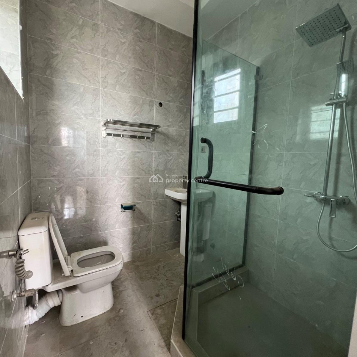1 Bedroom & Bq, Lekki Phase 1, Lekki, Lagos, Flat / Apartment for Sale