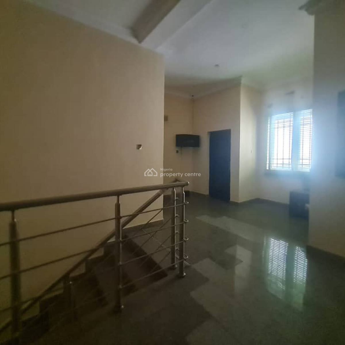 Self Serviced 5-bedroom Semi-detached Duplex with Bq, Idado, Lekki, Lagos, Semi-detached Duplex for Rent