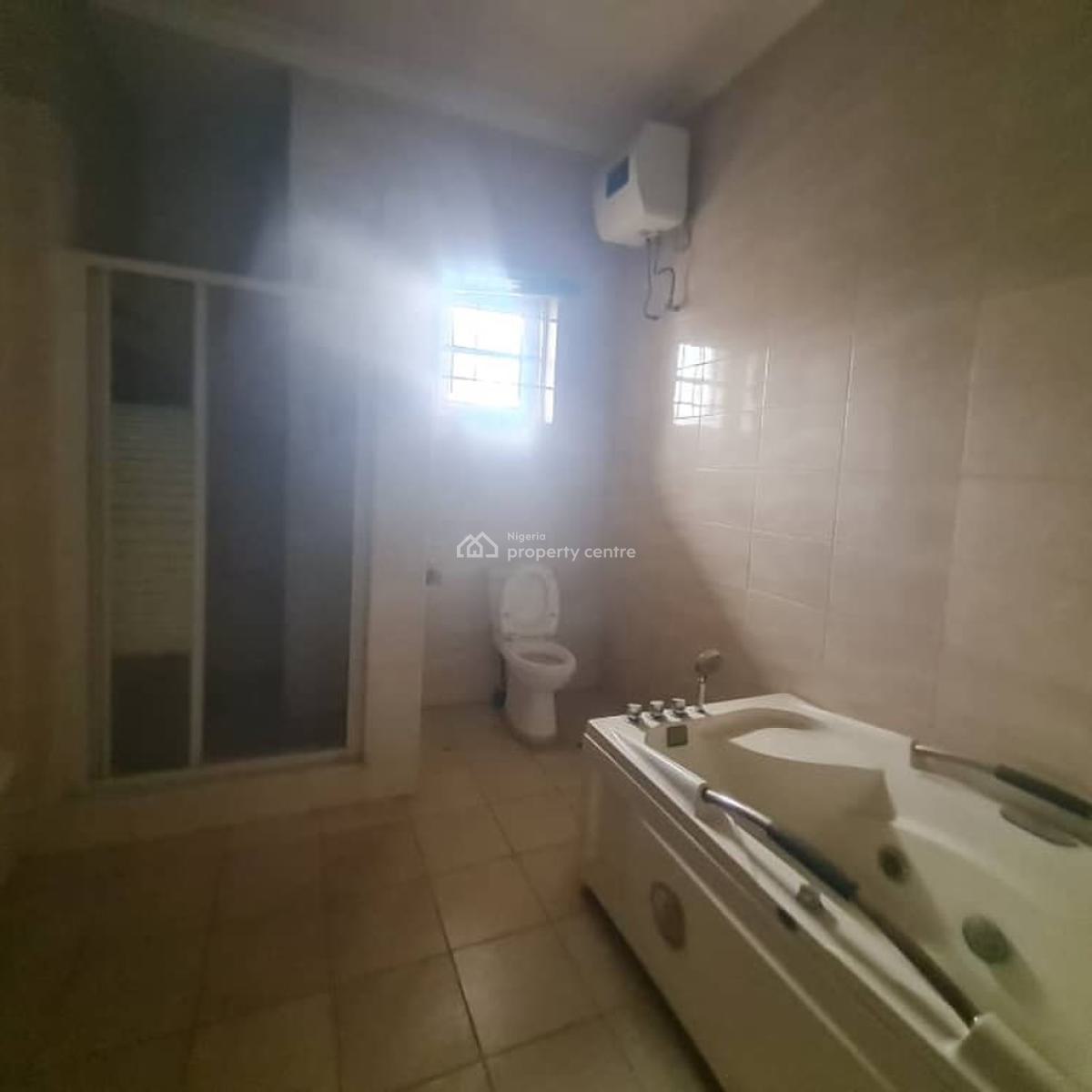 Self Serviced 5-bedroom Semi-detached Duplex with Bq, Idado, Lekki, Lagos, Semi-detached Duplex for Rent