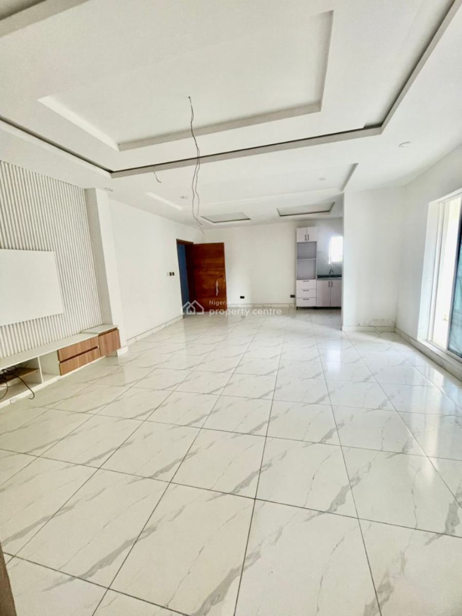 Finely Built 2 Bedroom Apartment, Ikota, Lekki, Lagos, Flat / Apartment for Sale