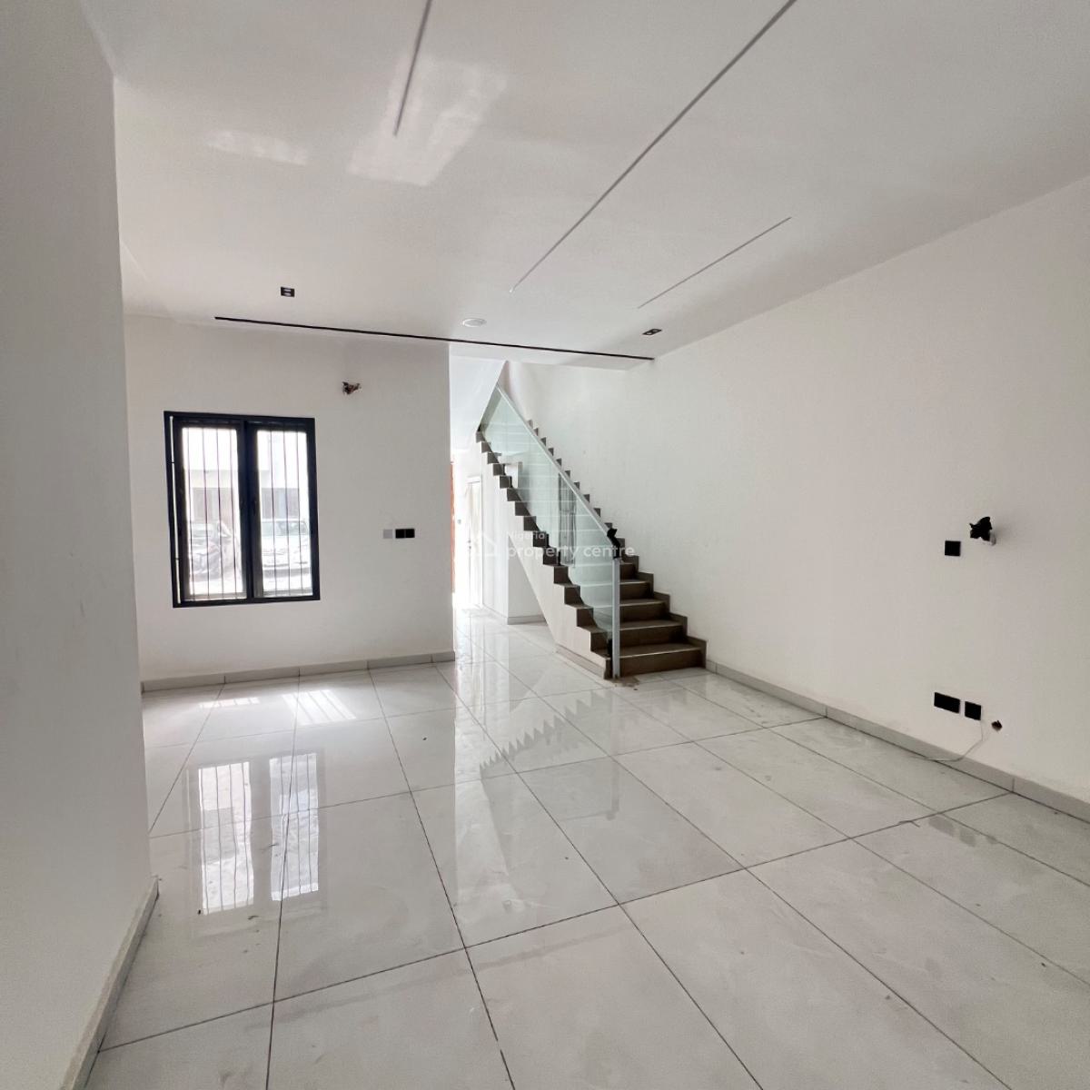 4 Bedroom & Bq, Lekki Phase 1, Lekki, Lagos, Terraced Duplex for Sale