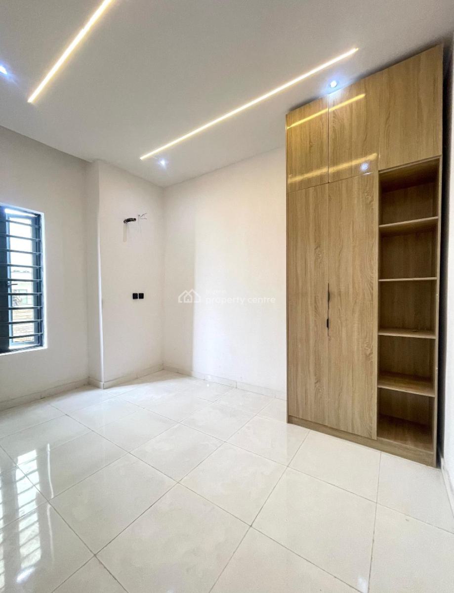 Aesthetically Pleasing 4 Bedroom Semi Detached Duplex Within an Estate, Lekki, Lagos, Semi-detached Duplex for Sale