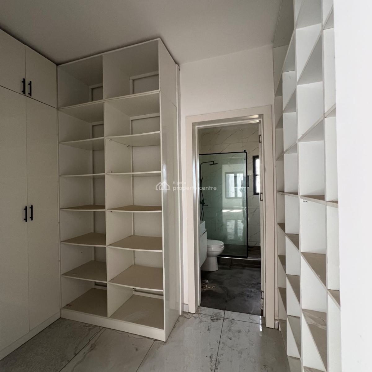 4 Bedroom & Bq, Lekki Phase 1, Lekki, Lagos, Terraced Duplex for Rent