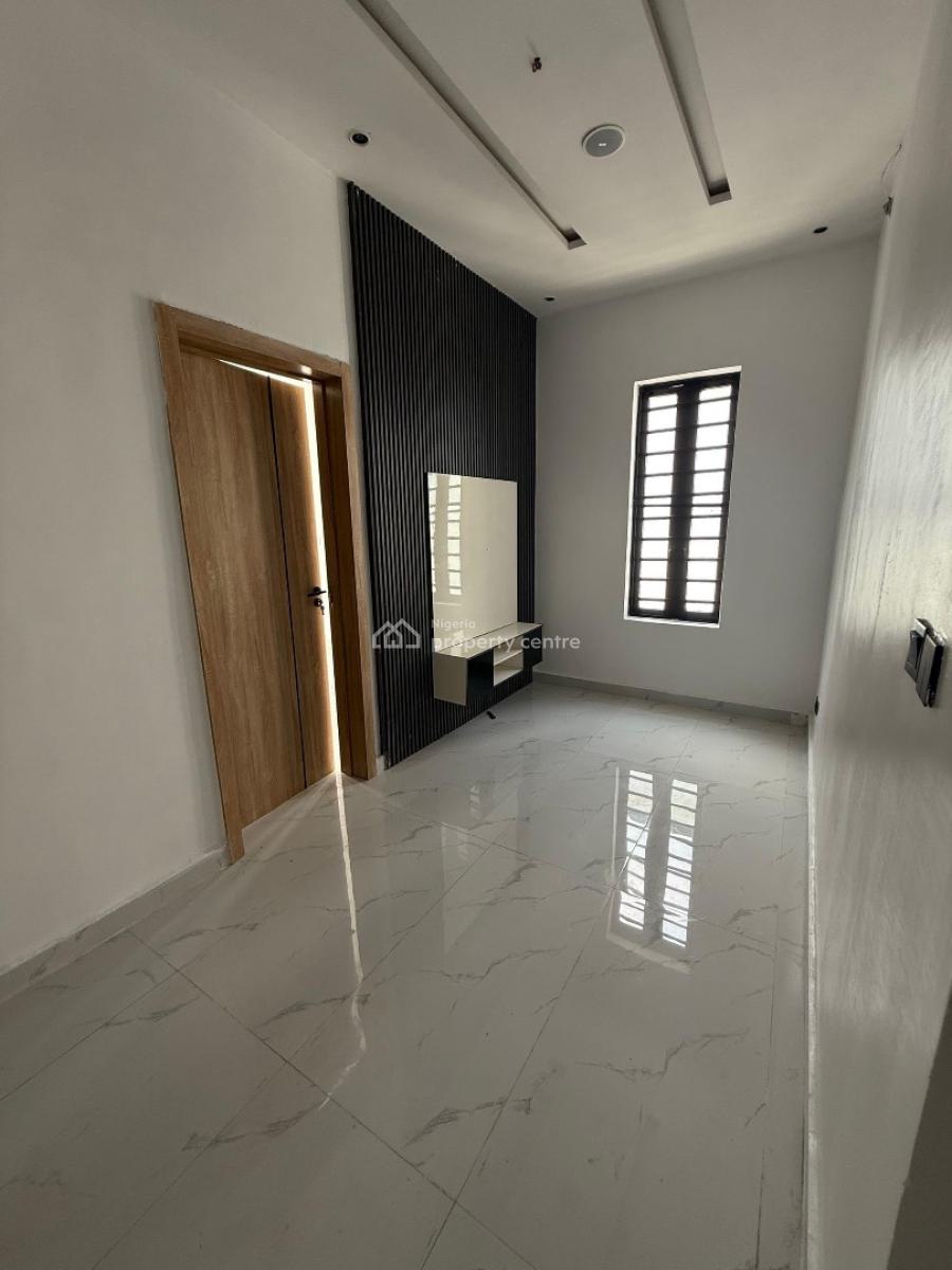 Self Compound 4 Bedroom Semi Detached Duplex with Bq, Ajah, Lagos, Semi-detached Duplex for Sale