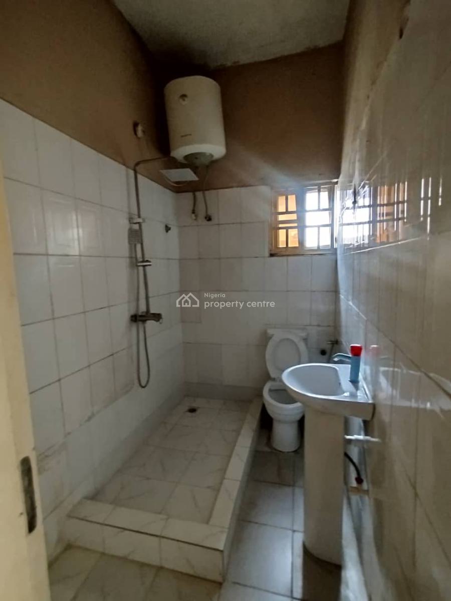 Standard 3 Bedroom Flat Without Bq First Floor, Mabushi, Abuja, Flat / Apartment for Rent