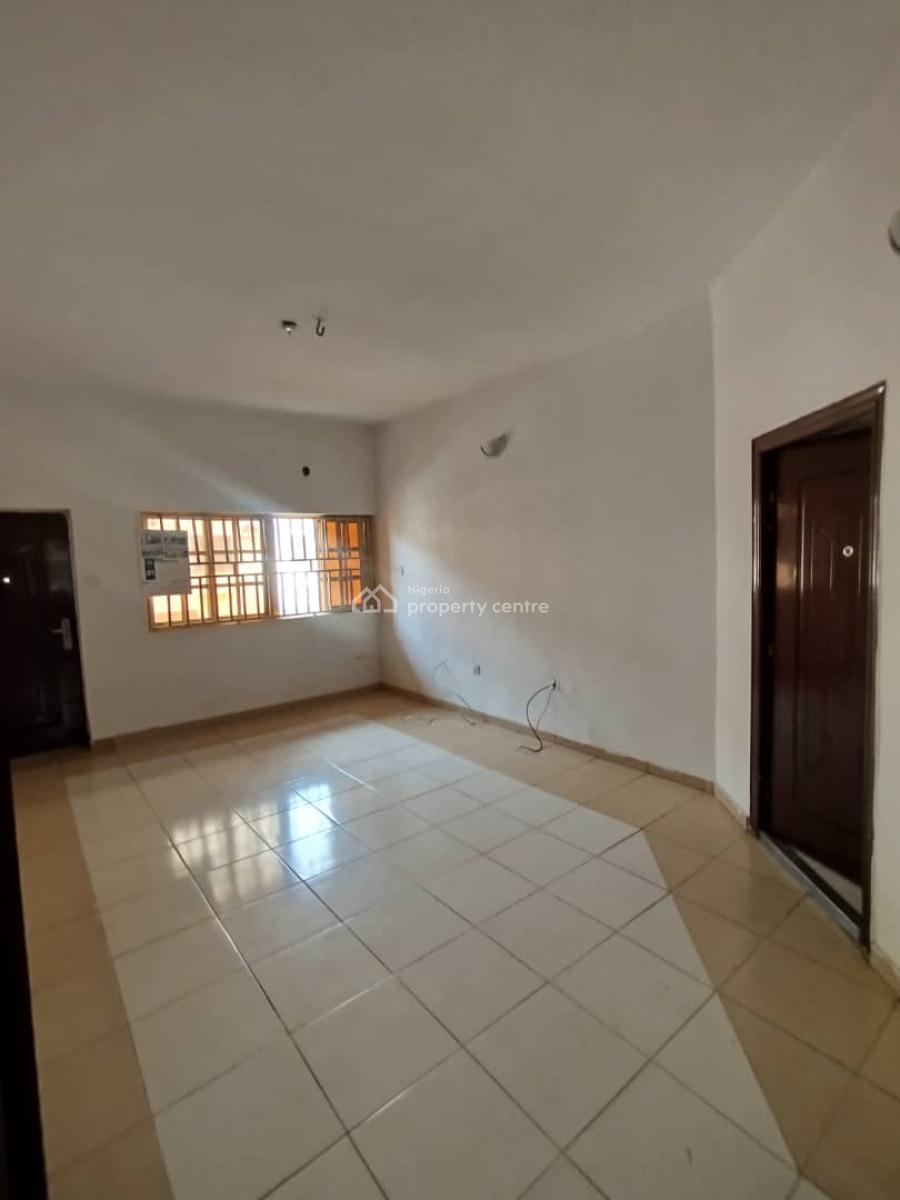 Standard 3 Bedroom Flat Without Bq First Floor, Mabushi, Abuja, Flat / Apartment for Rent