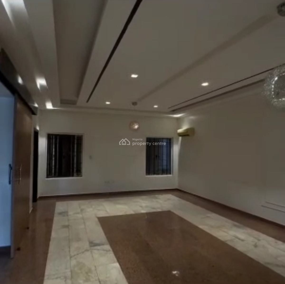 4 Bedrooms Terrace Duplex with Maid Room 2 Living Room, Maitama District, Abuja, Terraced Duplex for Sale