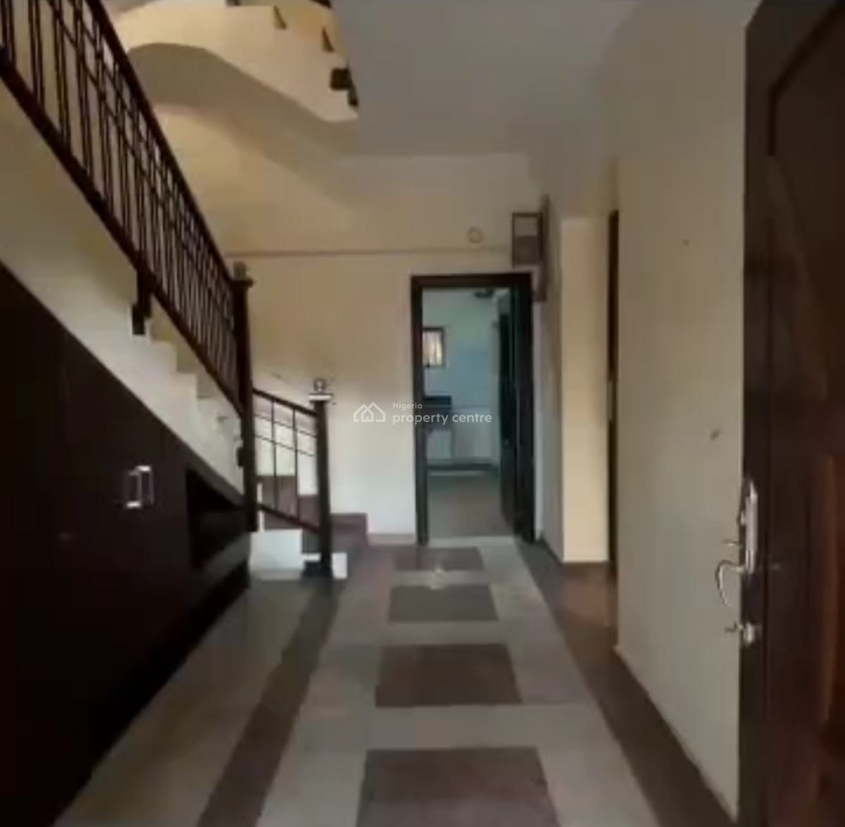 4 Bedrooms Terrace Duplex with Maid Room 2 Living Room, Maitama District, Abuja, Terraced Duplex for Sale
