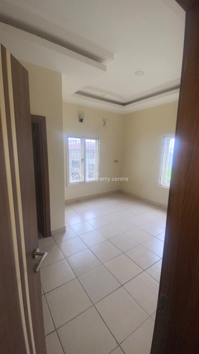 Luxury 3 Bedroom in a Beautiful Estate, No 6 Ibrahim Garba Close Off Abubakar Street, Katampe Extension, Katampe, Abuja, Flat / Apartment for Rent