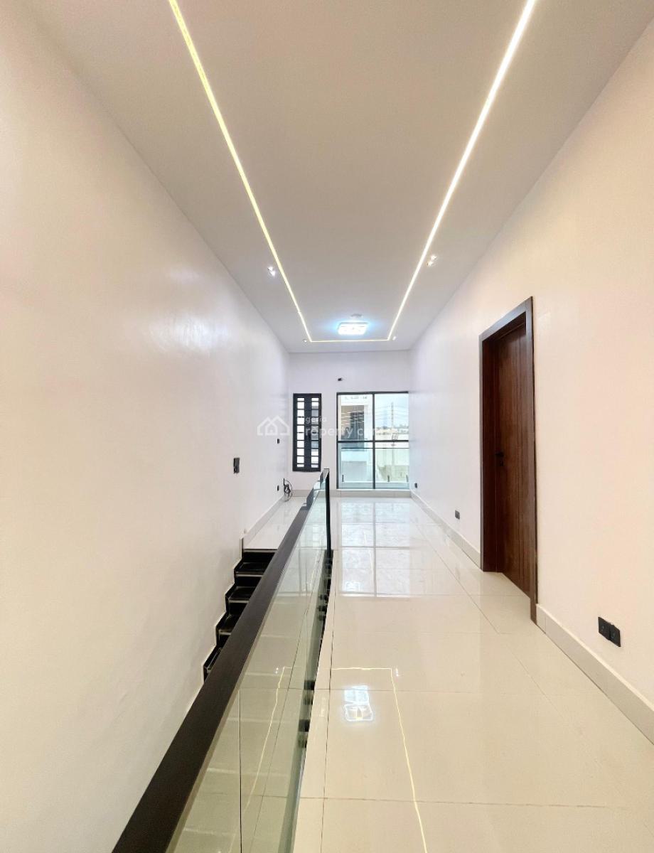 The Alluring 4bedroom Semi Detached Duplex, Ajah, Lagos, Semi-detached Duplex for Sale