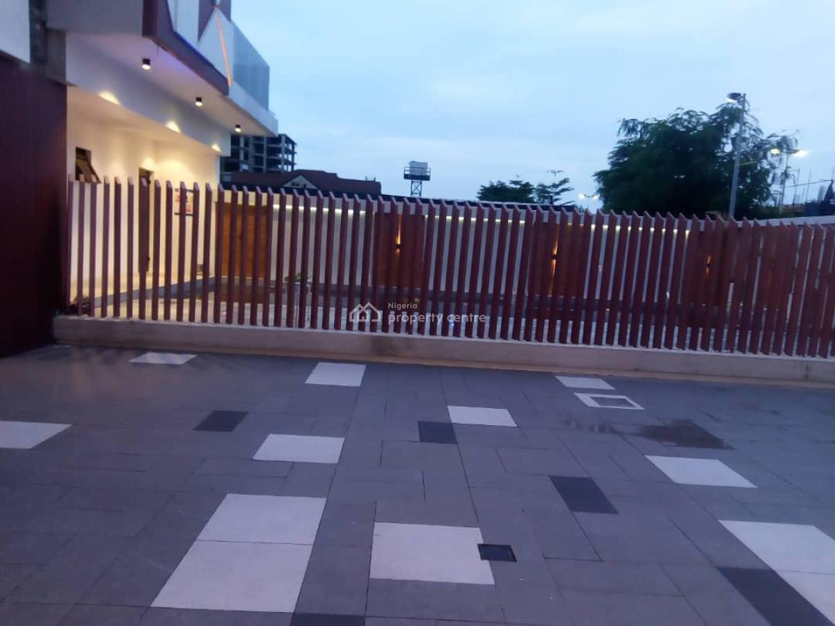Royal 5 Bedrooms Fully Detached Duplex with Boyz Quarter, Banana Island, Ikoyi, Lagos, Detached Duplex for Sale