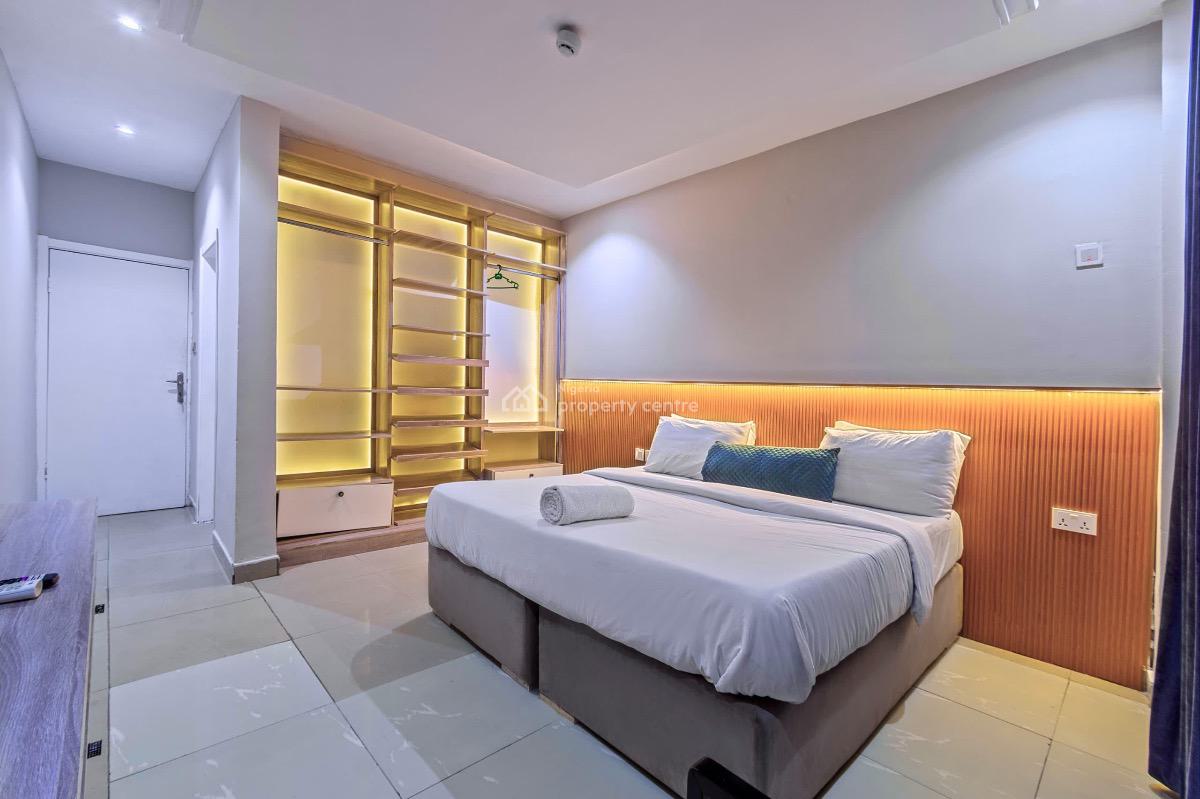 3 Bedroom Direct Waterfront with Swimming Pool, Lekki Luxury Flats (llf), Lekki Phase 1, Lekki, Lagos, Flat / Apartment Short Let