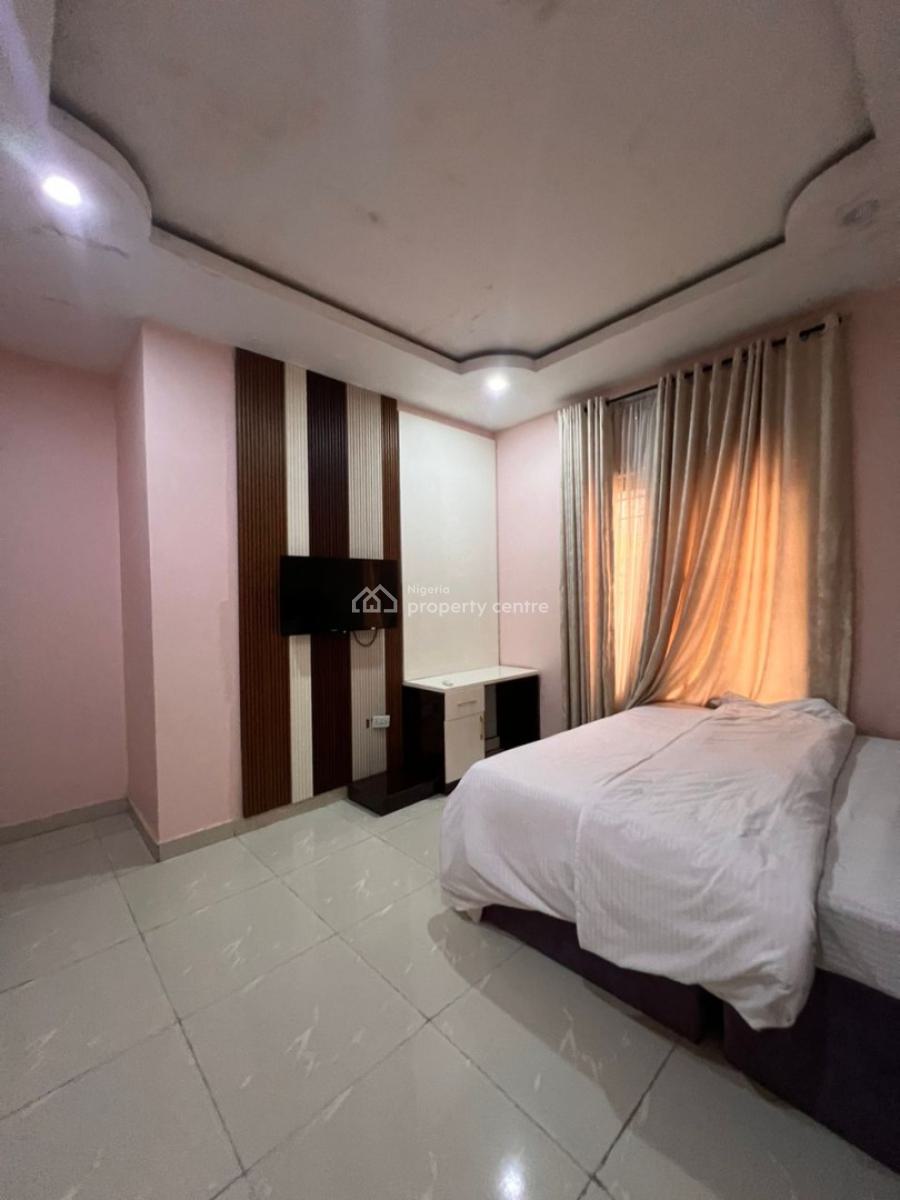 Luxury 3 Bedrooms Flat Apartment Without Furniture, Gilmore, Jahi, Abuja, Flat / Apartment for Rent