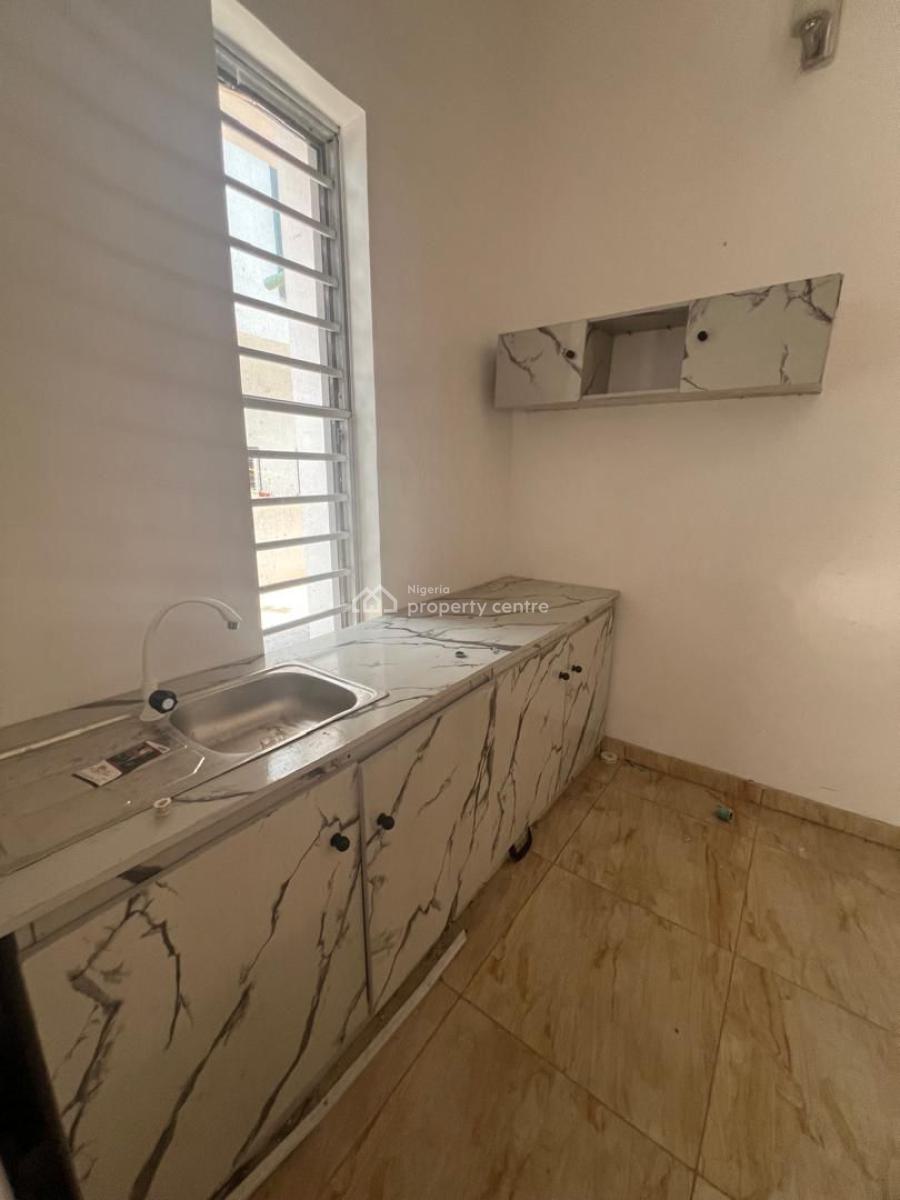 Very Big Studio Apartment with Wardrobe,gas and Microwave, Chevron Alternative, Lekki, Lagos, Self Contain (single Rooms) for Rent
