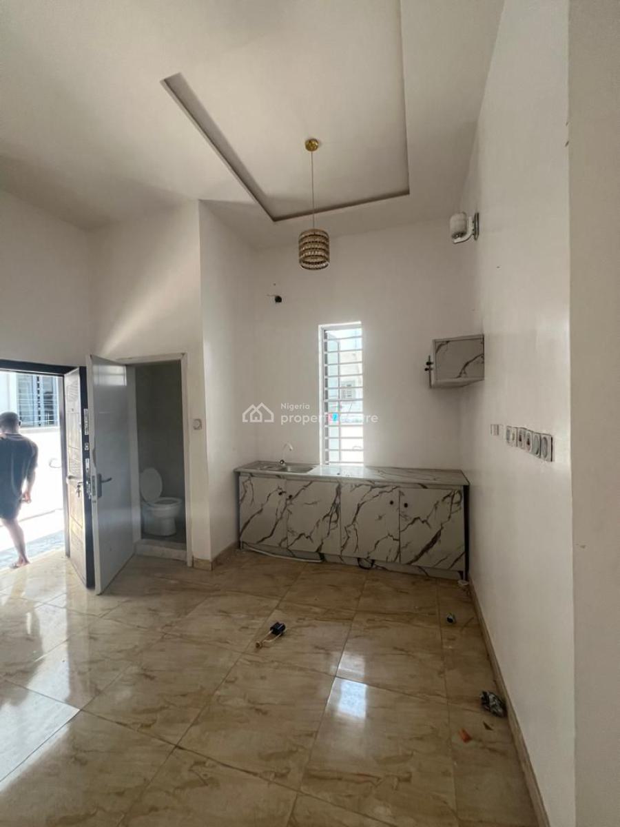 Very Big Studio Apartment with Wardrobe,gas and Microwave, Chevron Alternative, Lekki, Lagos, Self Contain (single Rooms) for Rent