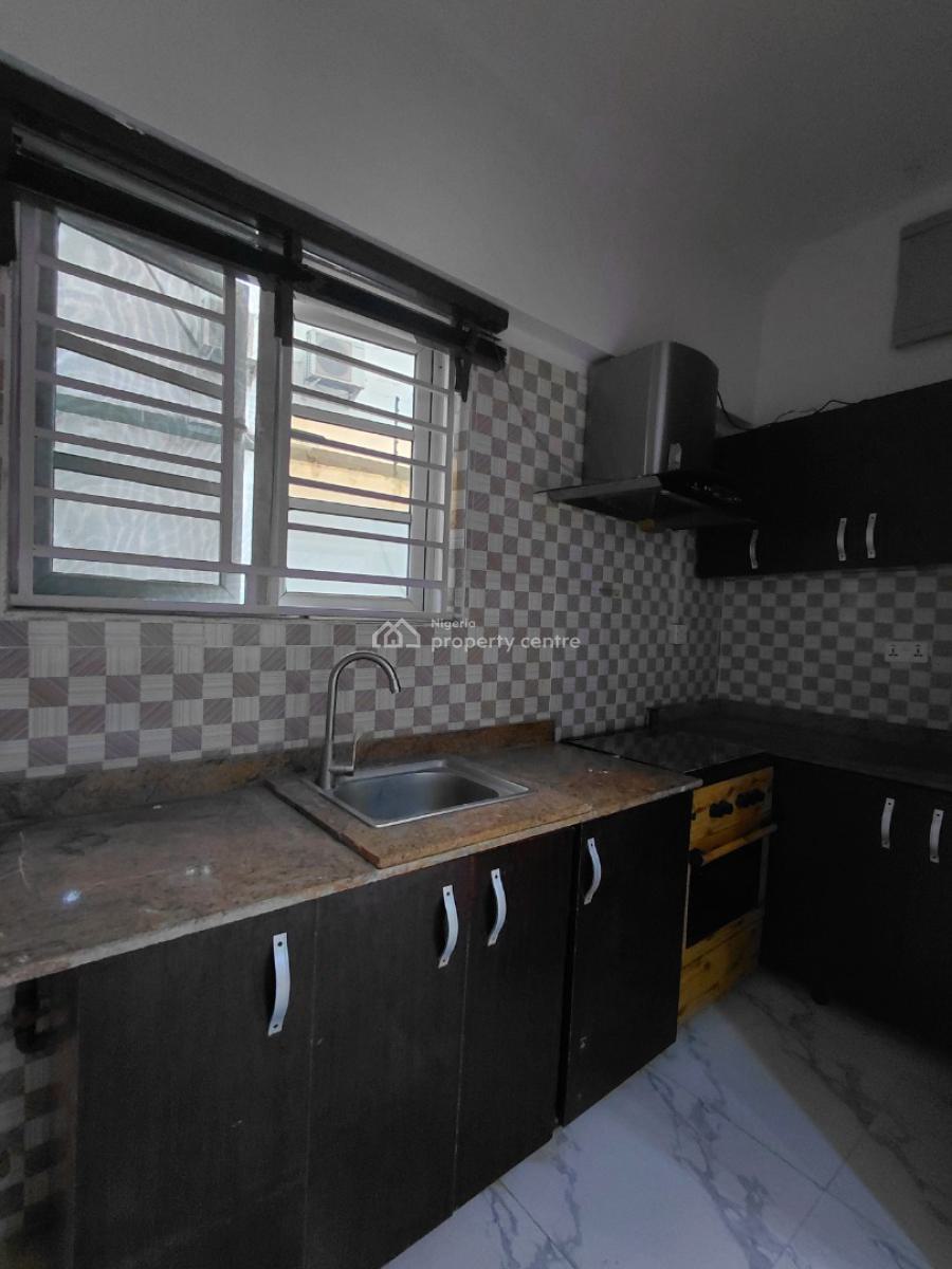 2 Bedroom Apartment, Lekki Phase 1, Lekki, Lagos, Flat / Apartment for Rent