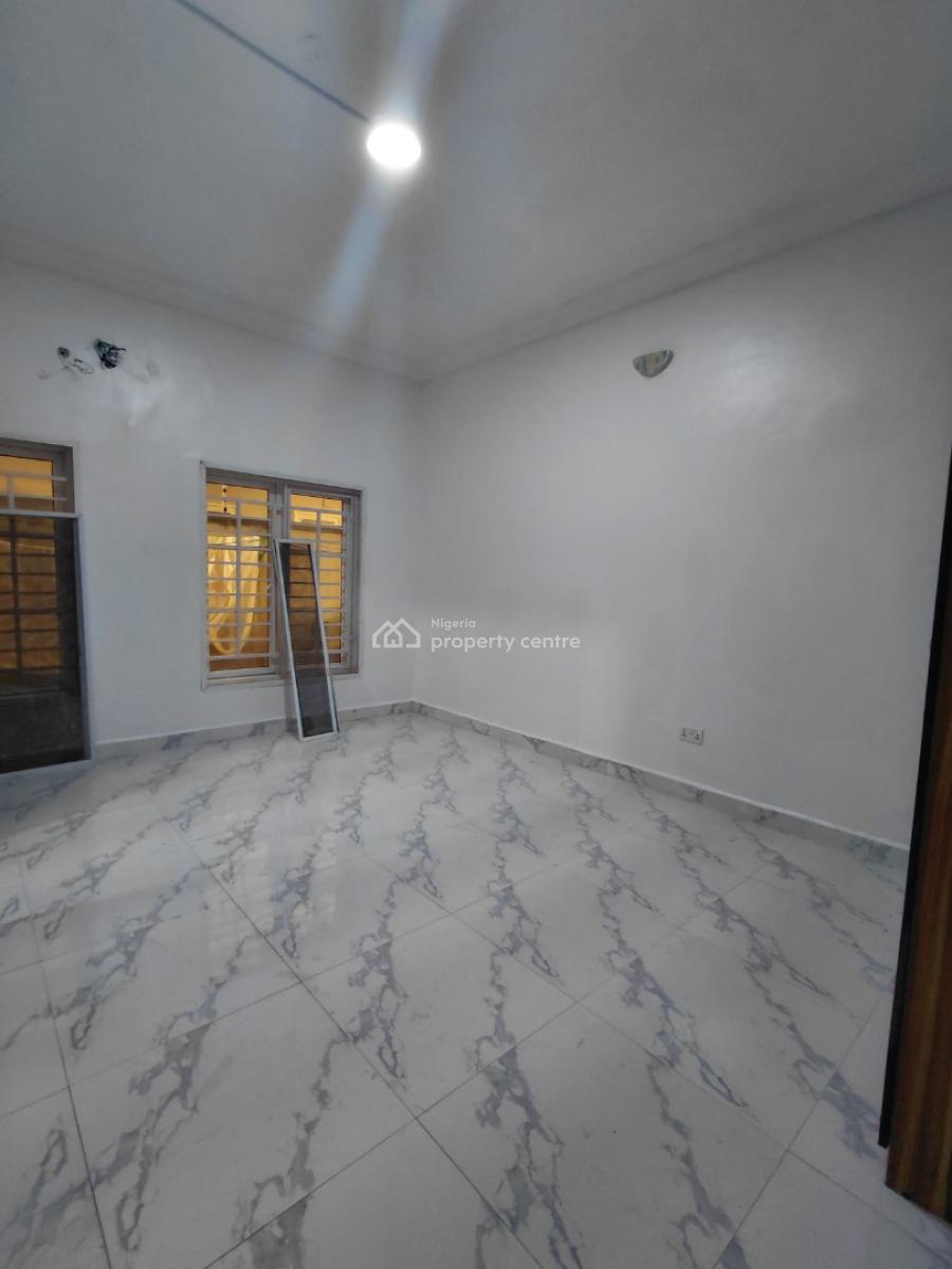 2 Bedroom Apartment, Lekki Phase 1, Lekki, Lagos, Flat / Apartment for Rent