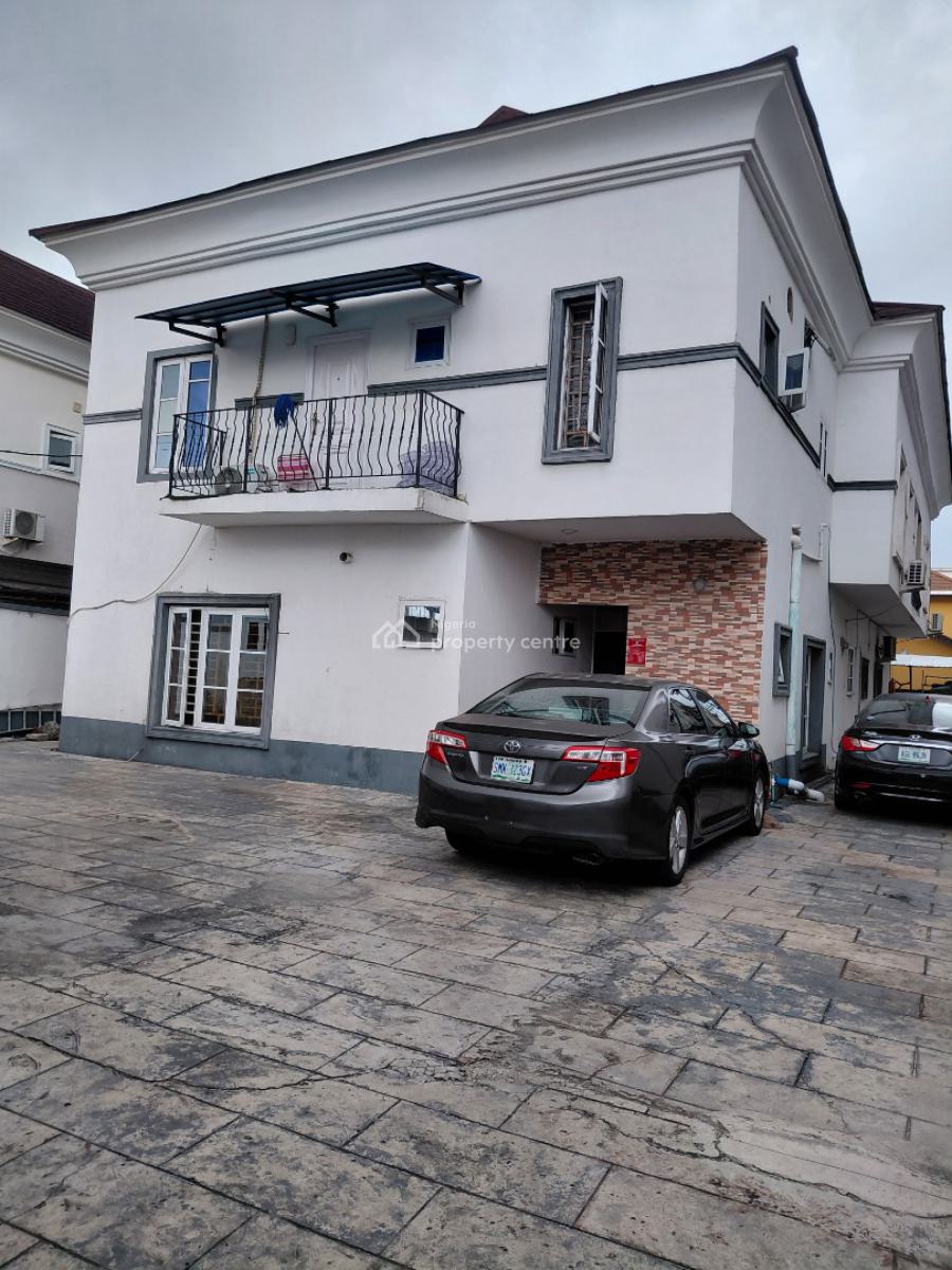 2 Bedroom Apartment, Lekki Phase 1, Lekki, Lagos, Flat / Apartment for Rent