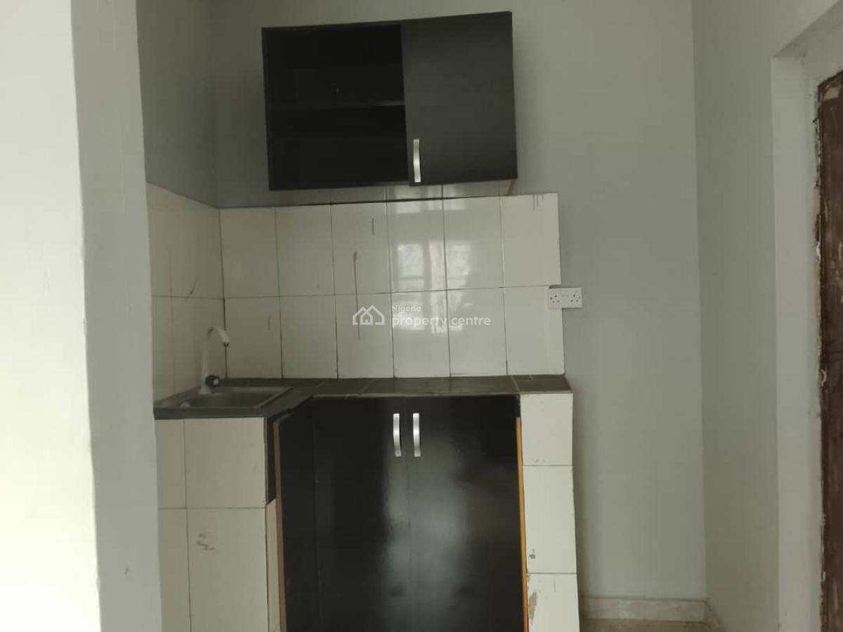 a Self Contained Room, Eleganza Gardens, Vgc, Lekki, Lagos, Self Contain (single Rooms) for Rent